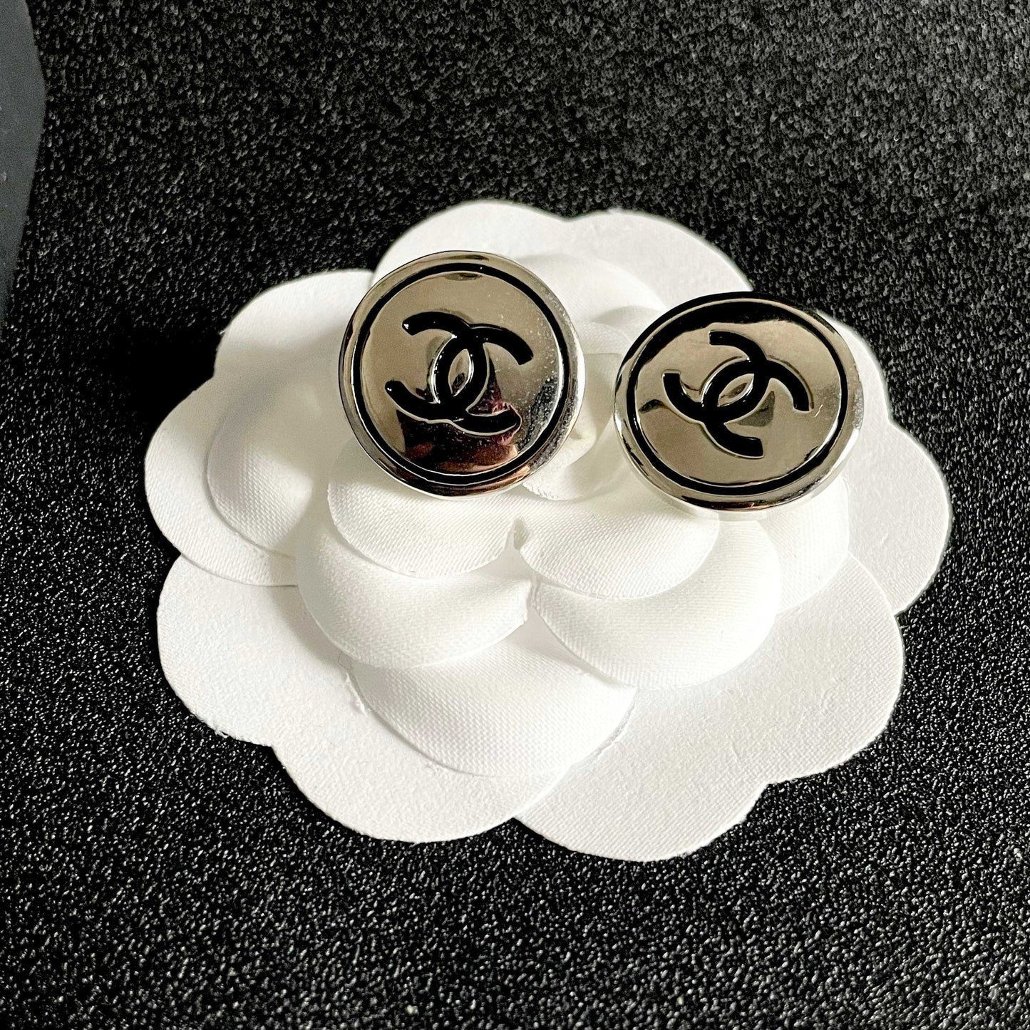 Double-C Emblem Stud Earrings in Polished Metal-Tone – Design 046 front product view
