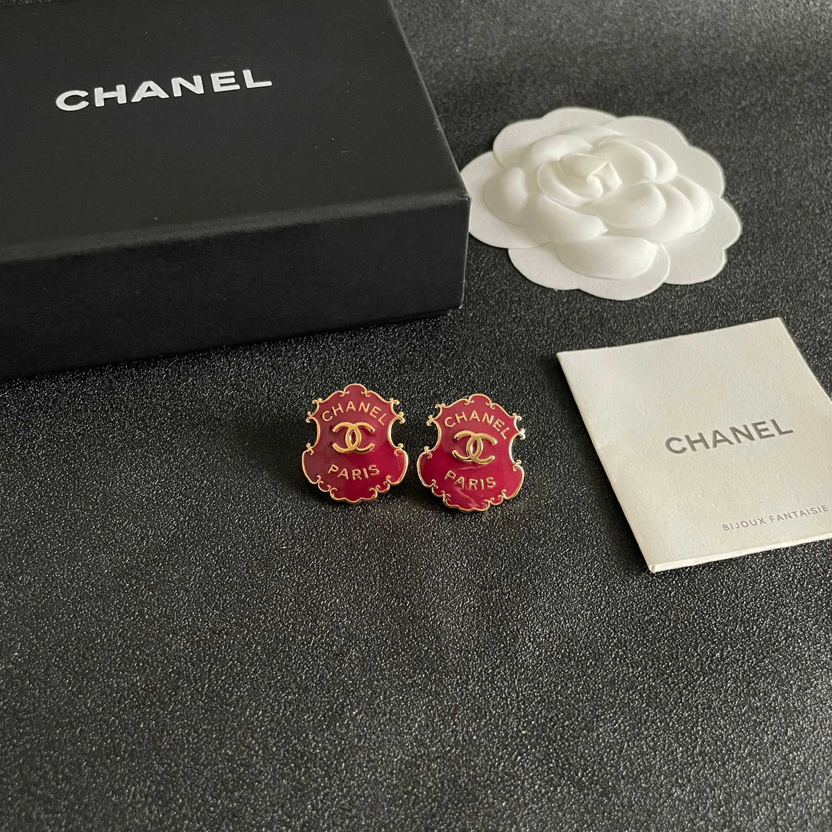 Double-C Emblem Stud Earrings in Polished Metal-Tone – Design 163 styled product view
