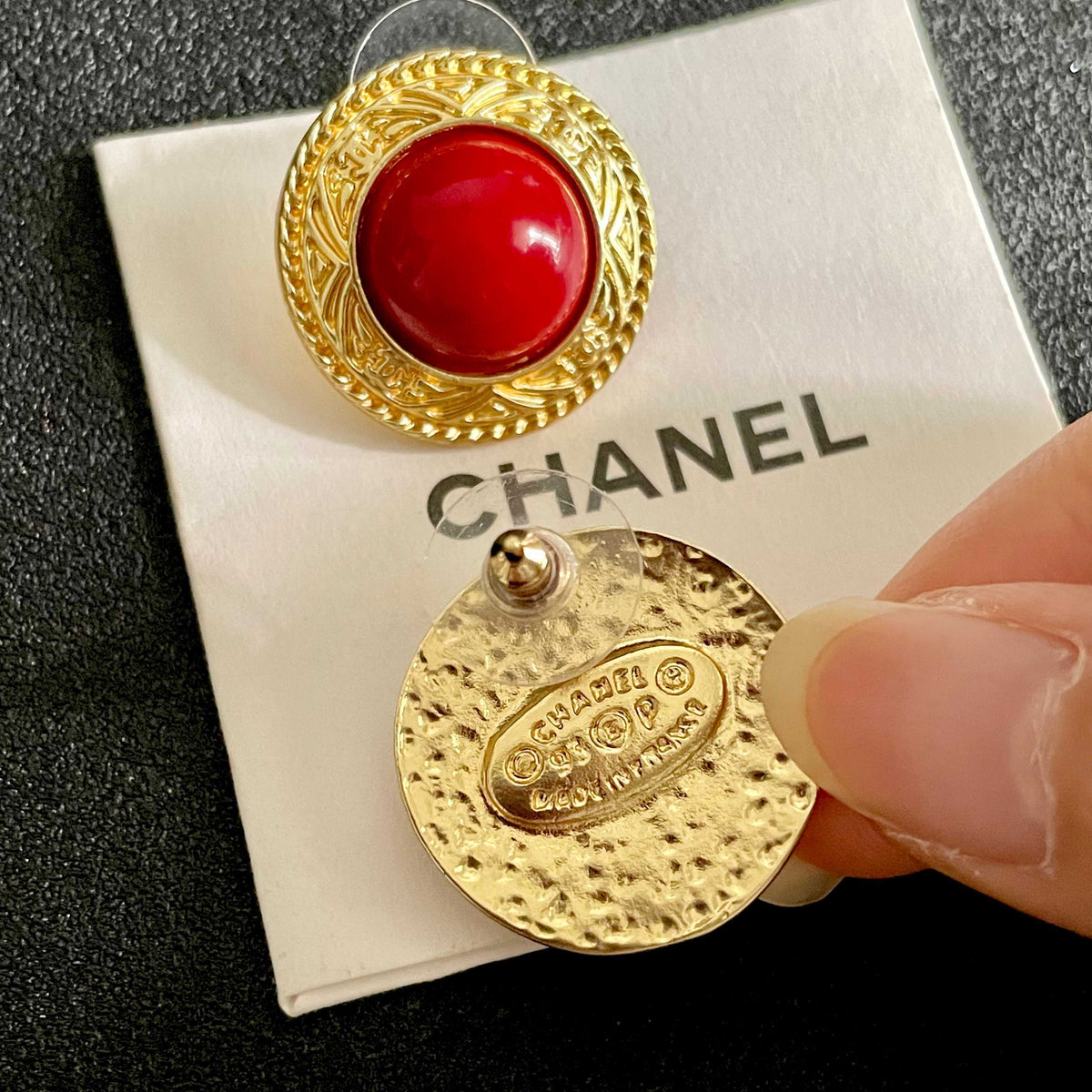 Double-C Emblem Stud Earrings in Polished Metal-Tone – Design 031 main product view