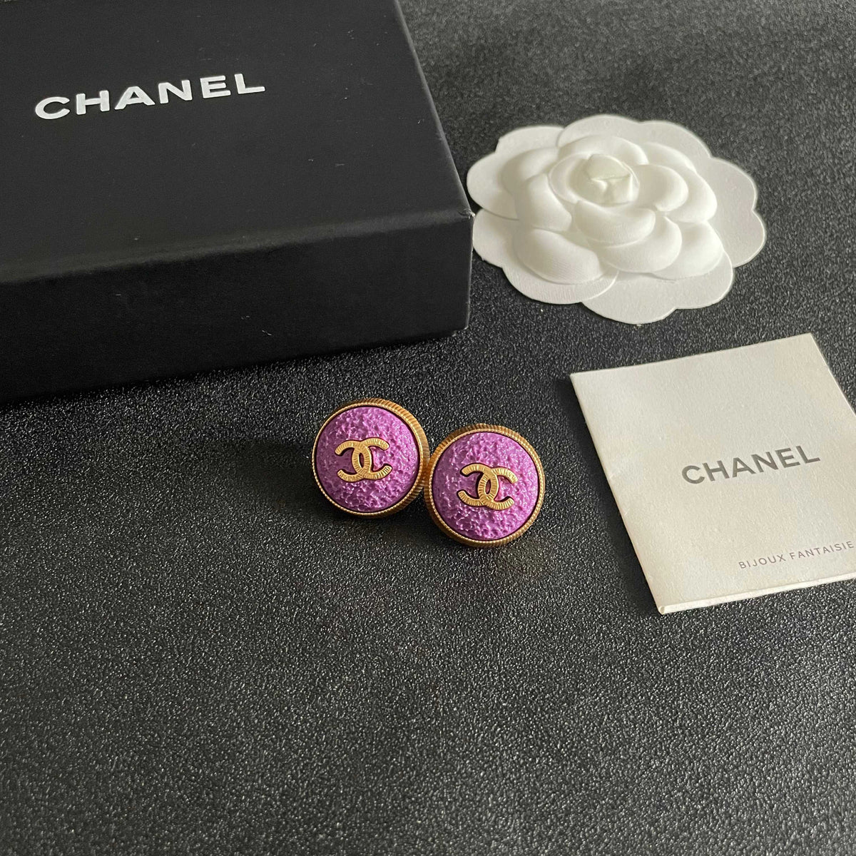 Double-C Emblem Stud Earrings in Polished Metal-Tone – Design 211 styled product view