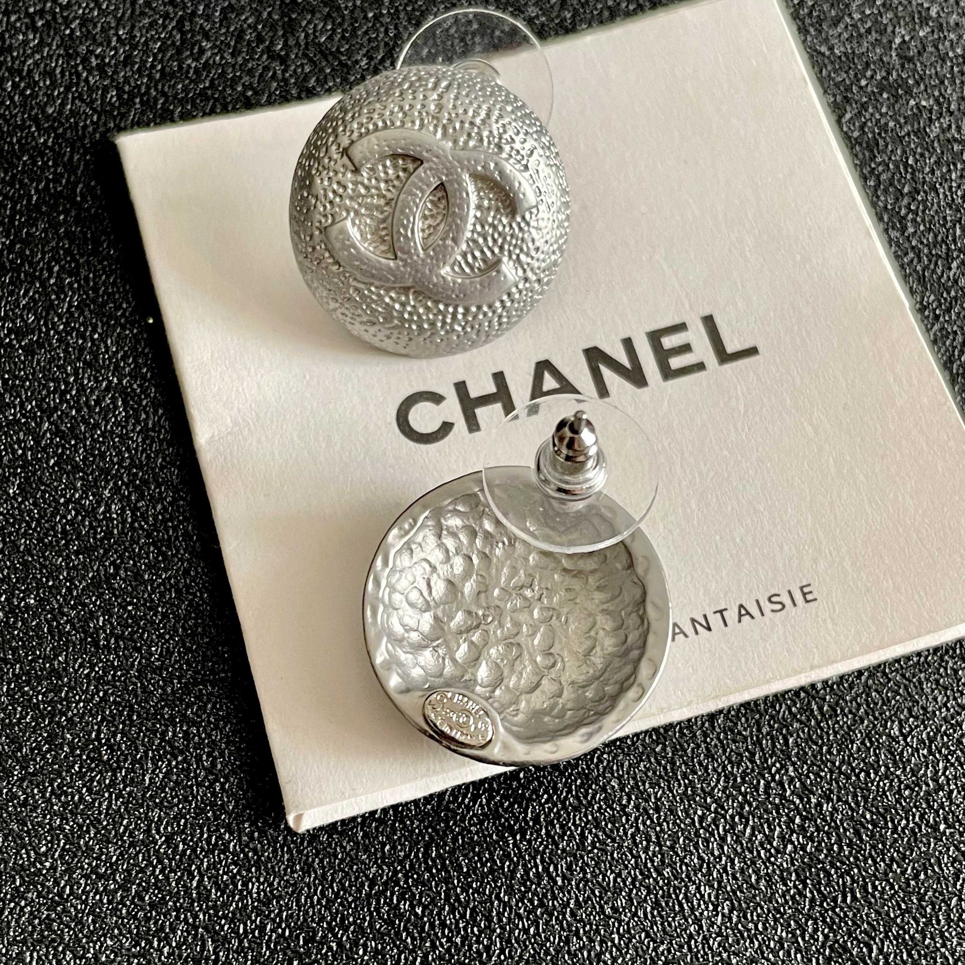 Double-C Emblem Stud Earrings in Polished Metal-Tone – Design 206 main product view