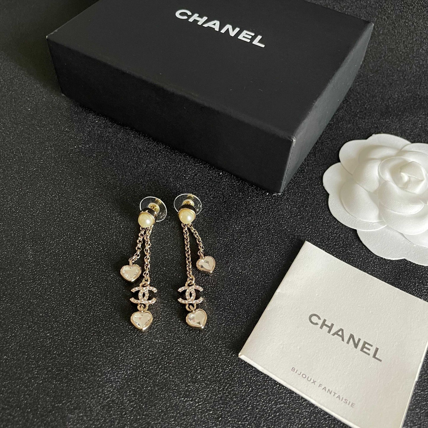 Double-C Emblem Crystal-Accent Statement Earrings – Heart Detail – Design 003 close-up detail