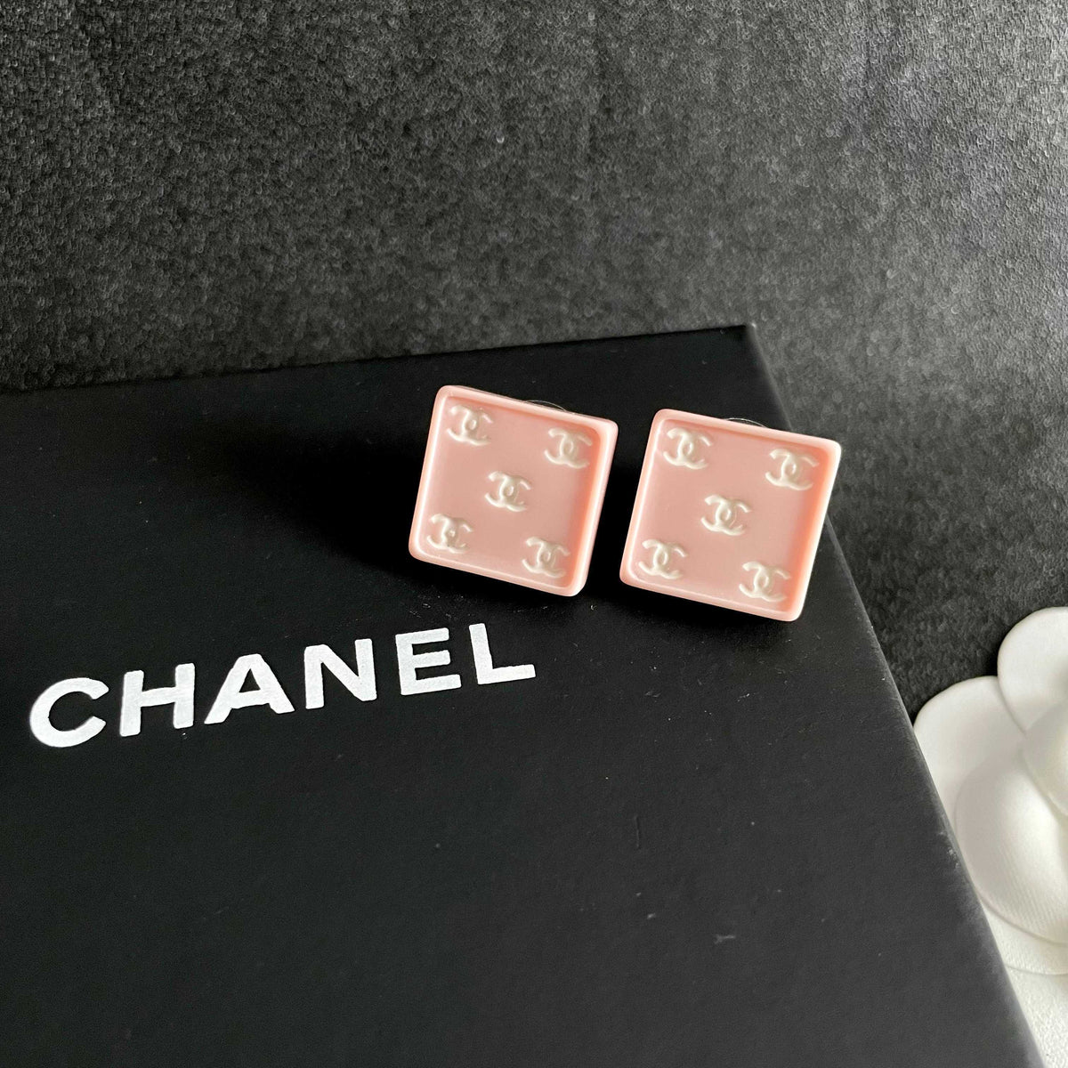 Double-C Emblem Stud Earrings in Polished Metal-Tone – Design 229 detail view