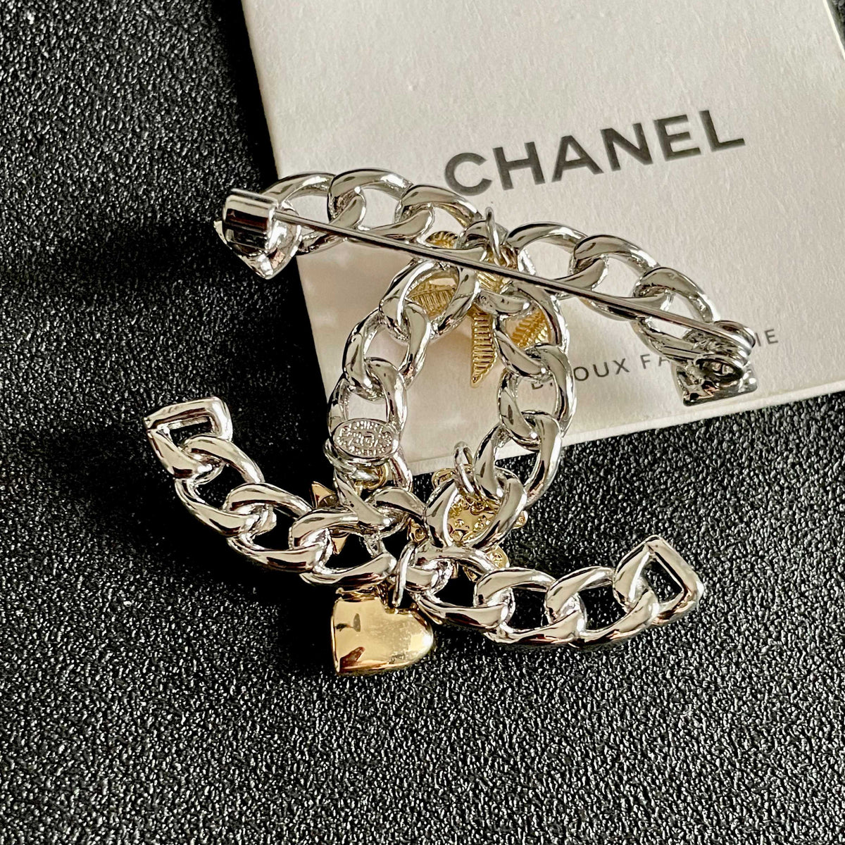 Signature Emblem Brooch in Polished Metal-Tone – Design 029 main product view