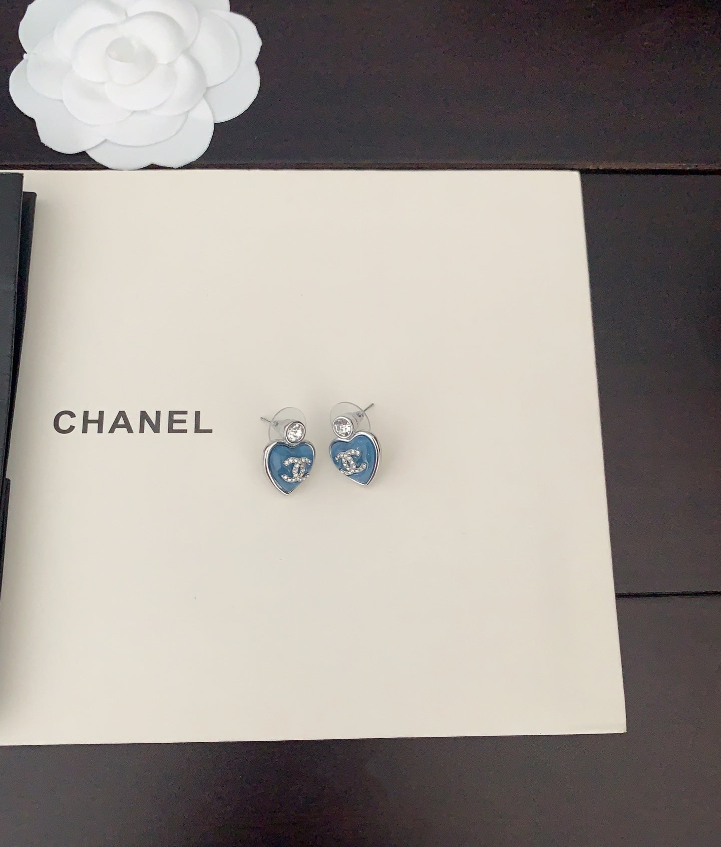 Heart Stud Earrings in Gold-Tone – Heart Detail styled product view