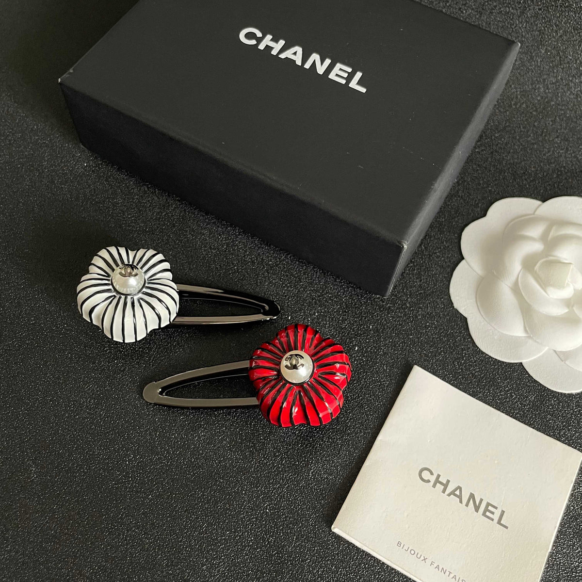 Camellia Hair Clip – Camellia Detail – Design 002 close-up detail