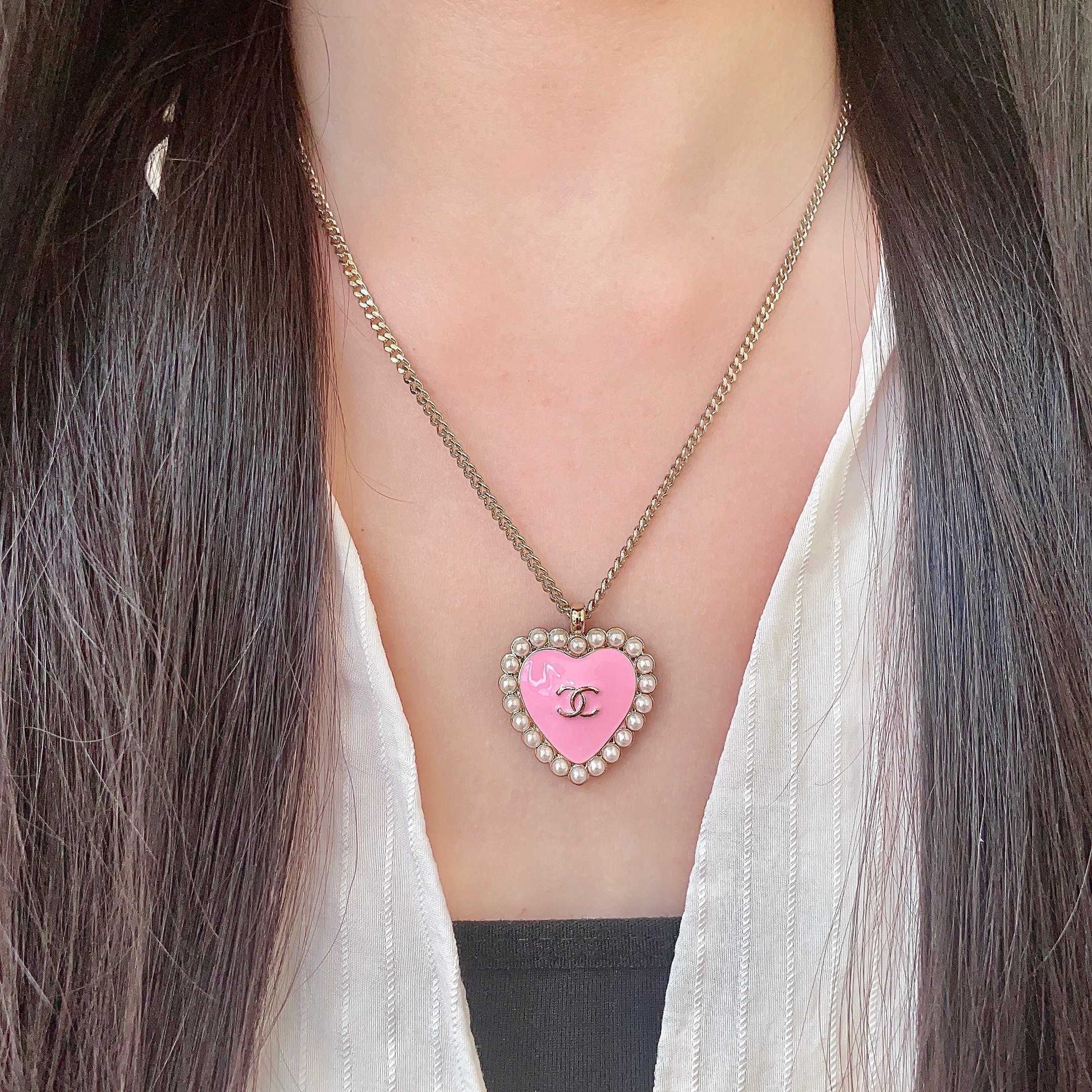Double-C Emblem Pearl-Detail Pendant Necklace – Pearl Detail – Design 083 detail view