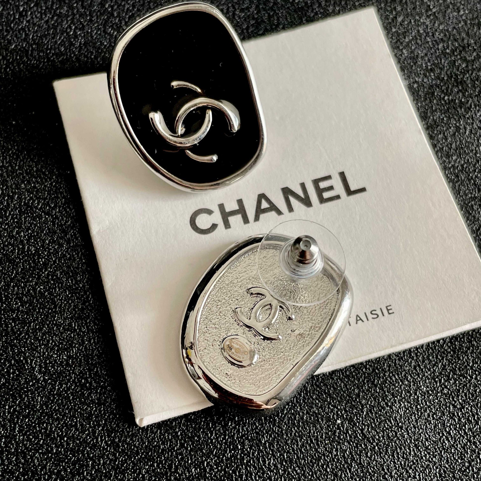 Double-C Emblem Stud Earrings in Polished Metal-Tone – Design 331 main product view