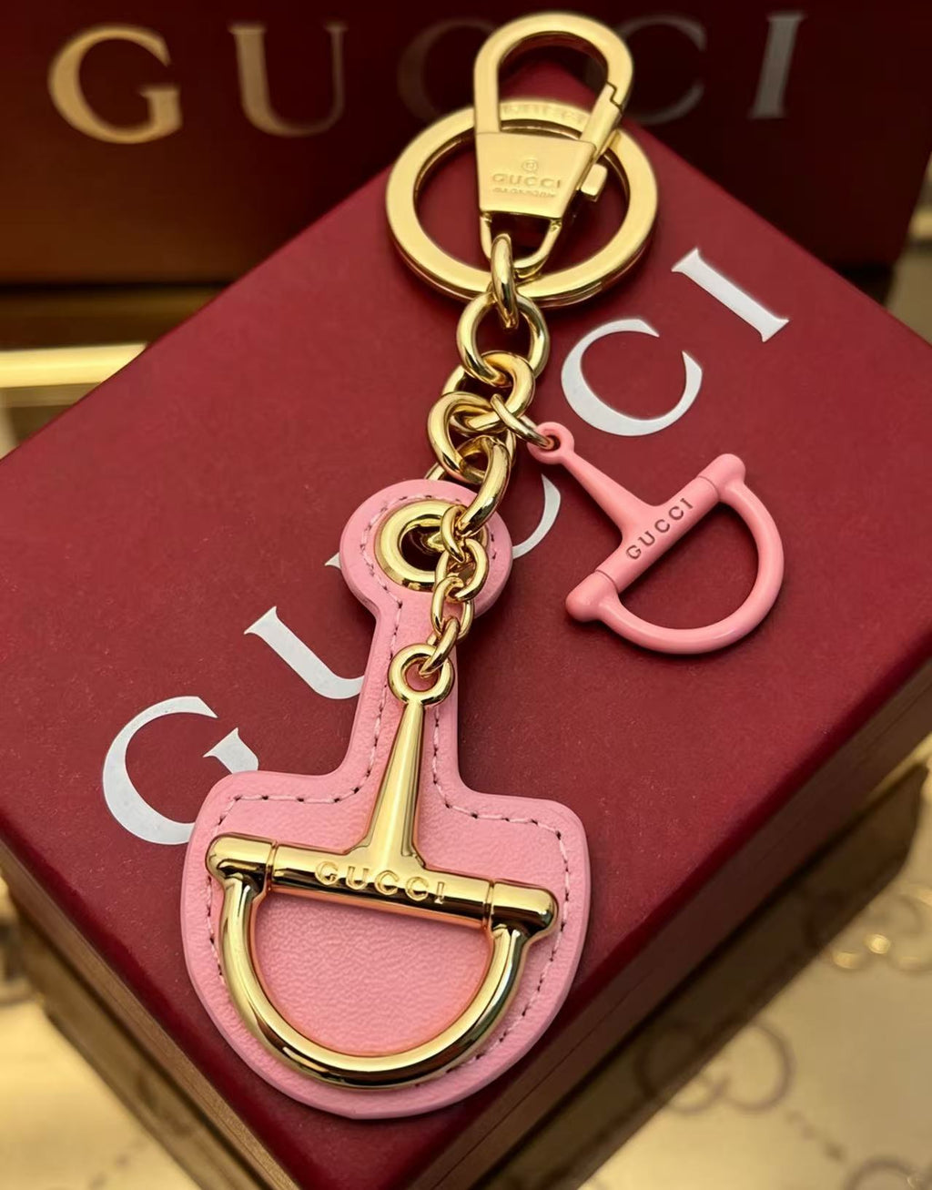 Horsebit Keychain in Polished Metal-Tone – Horsebit Detail detail view