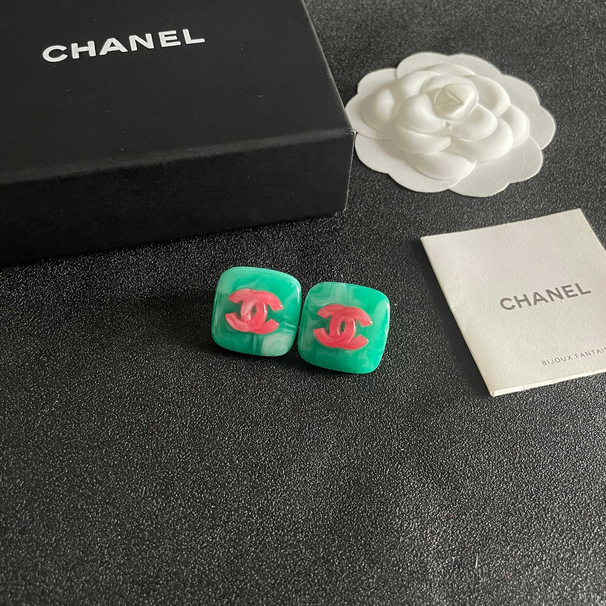 Double-C Emblem Stud Earrings in Polished Metal-Tone – Design 022 styled product view