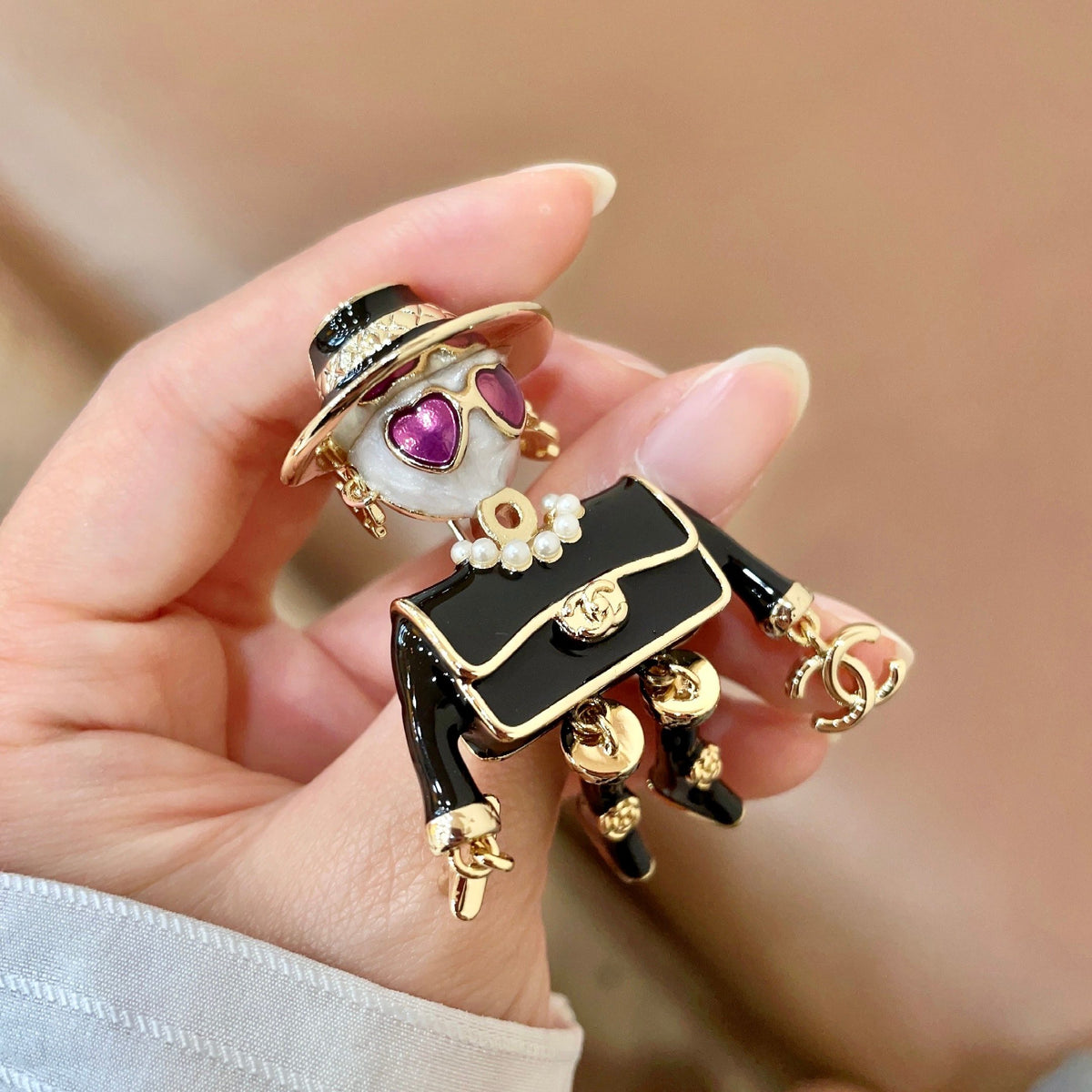 Signature Emblem Brooch in Polished Metal-Tone – Design 047 detail view