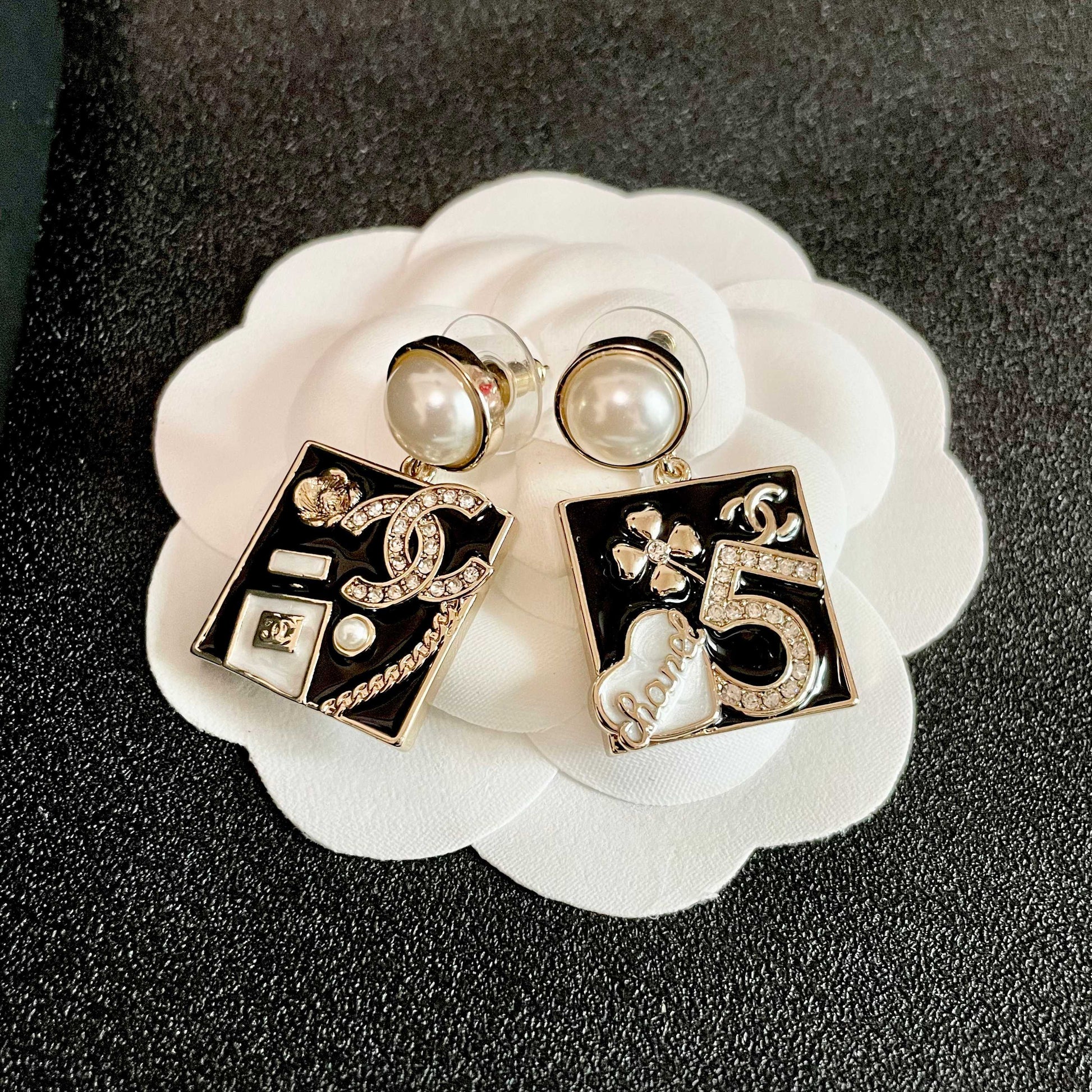 Double-C Emblem Statement Earrings in Polished Metal-Tone – Design 005 front product view