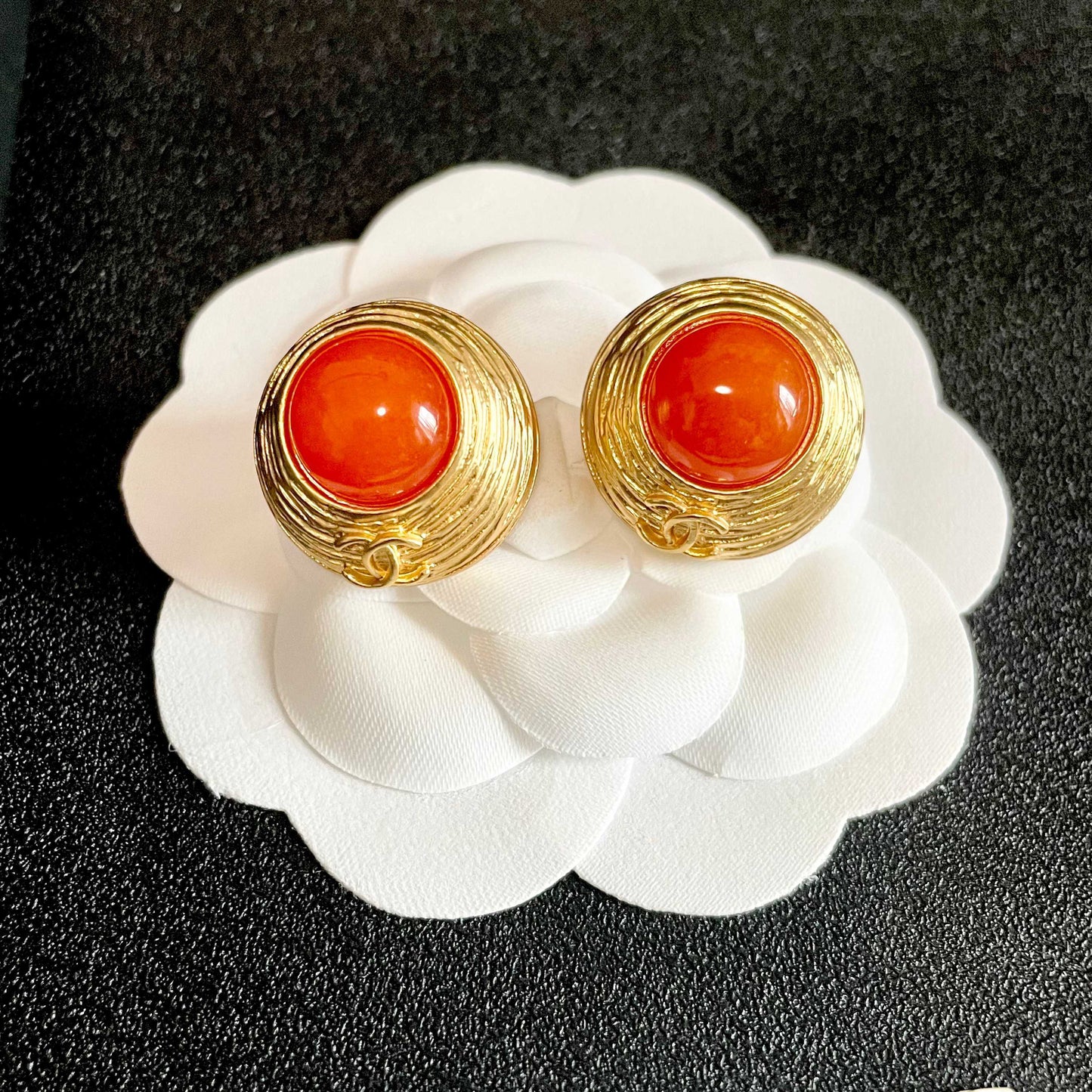 Double-C Emblem Stud Earrings in Polished Metal-Tone – Design 016 front product view