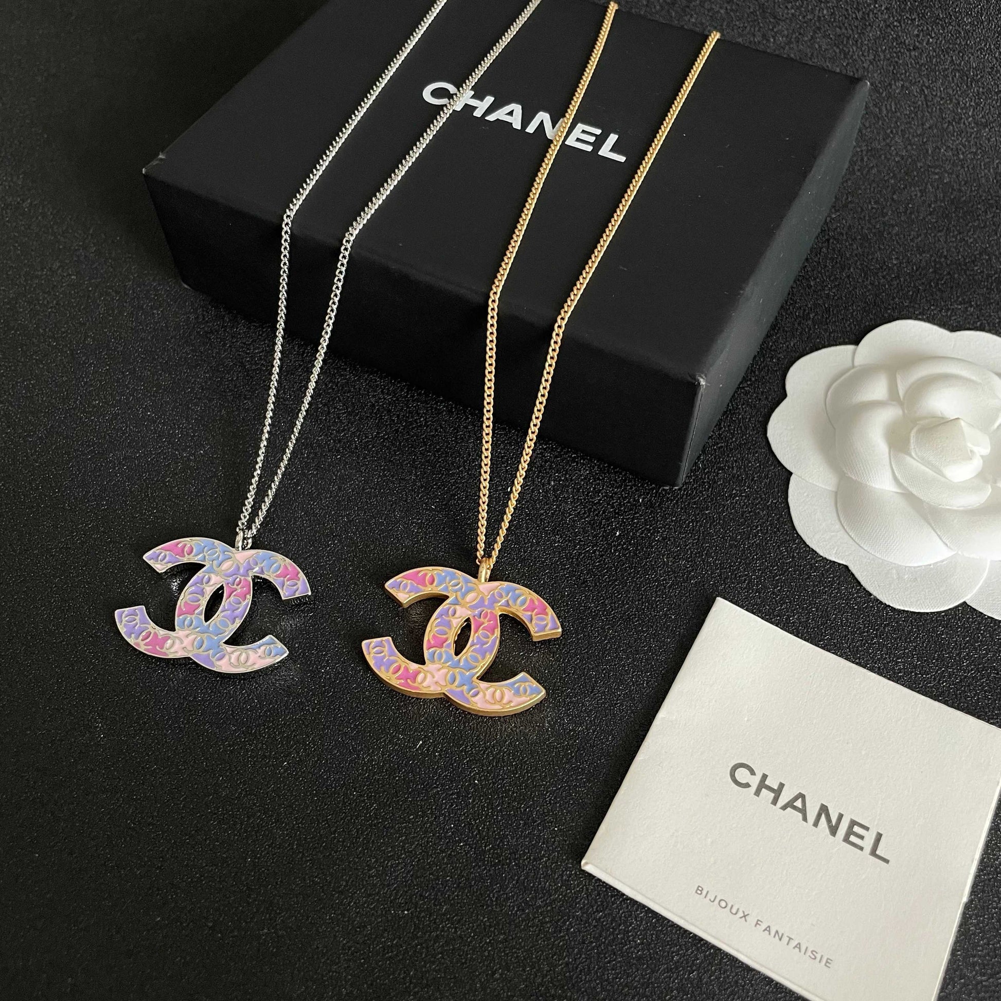 Double-C Emblem Pendant Necklace in Polished Metal-Tone – Design 016 close-up detail