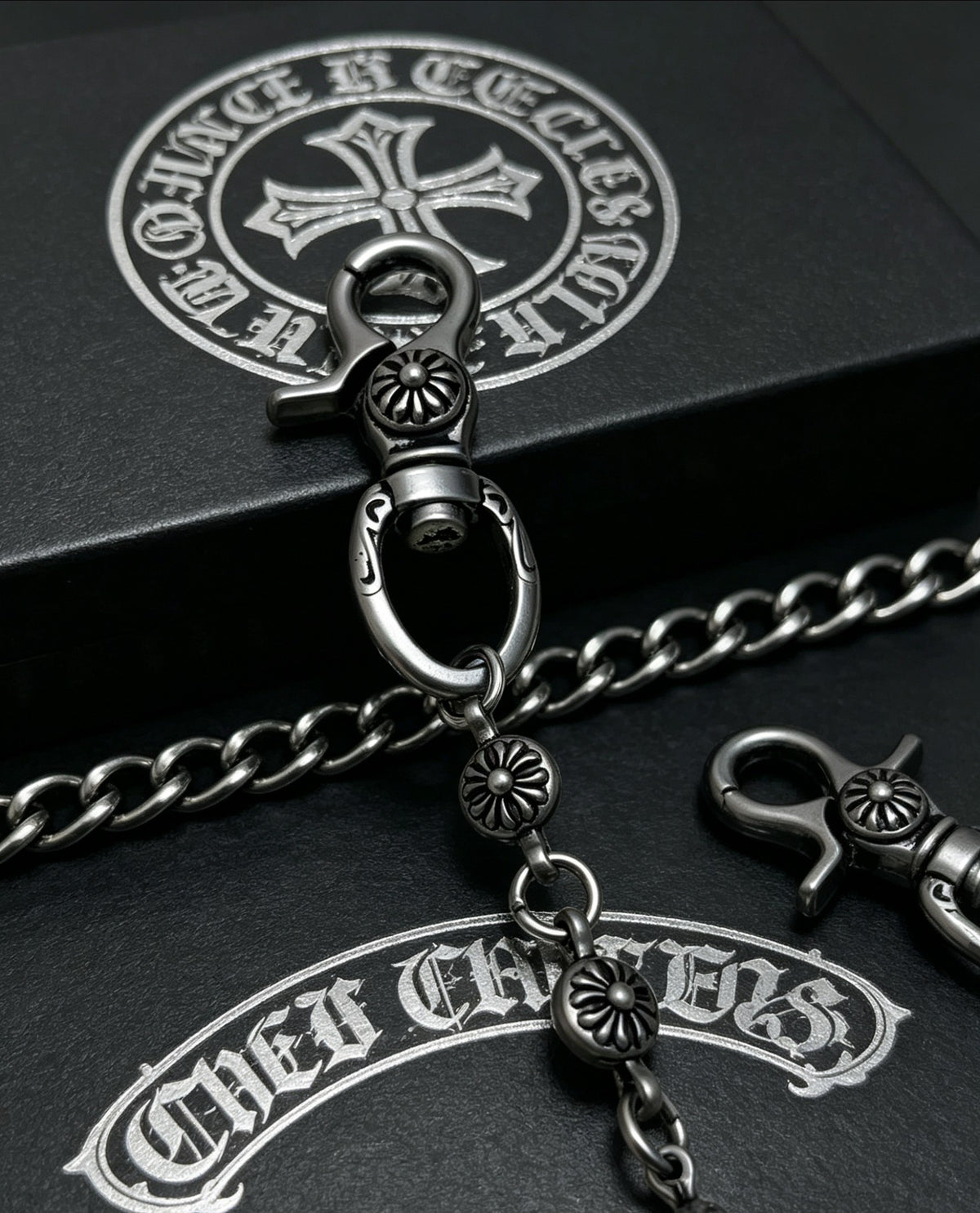 Floral Cross Multi-Use Chain Accessory – Design 06 close-up detail