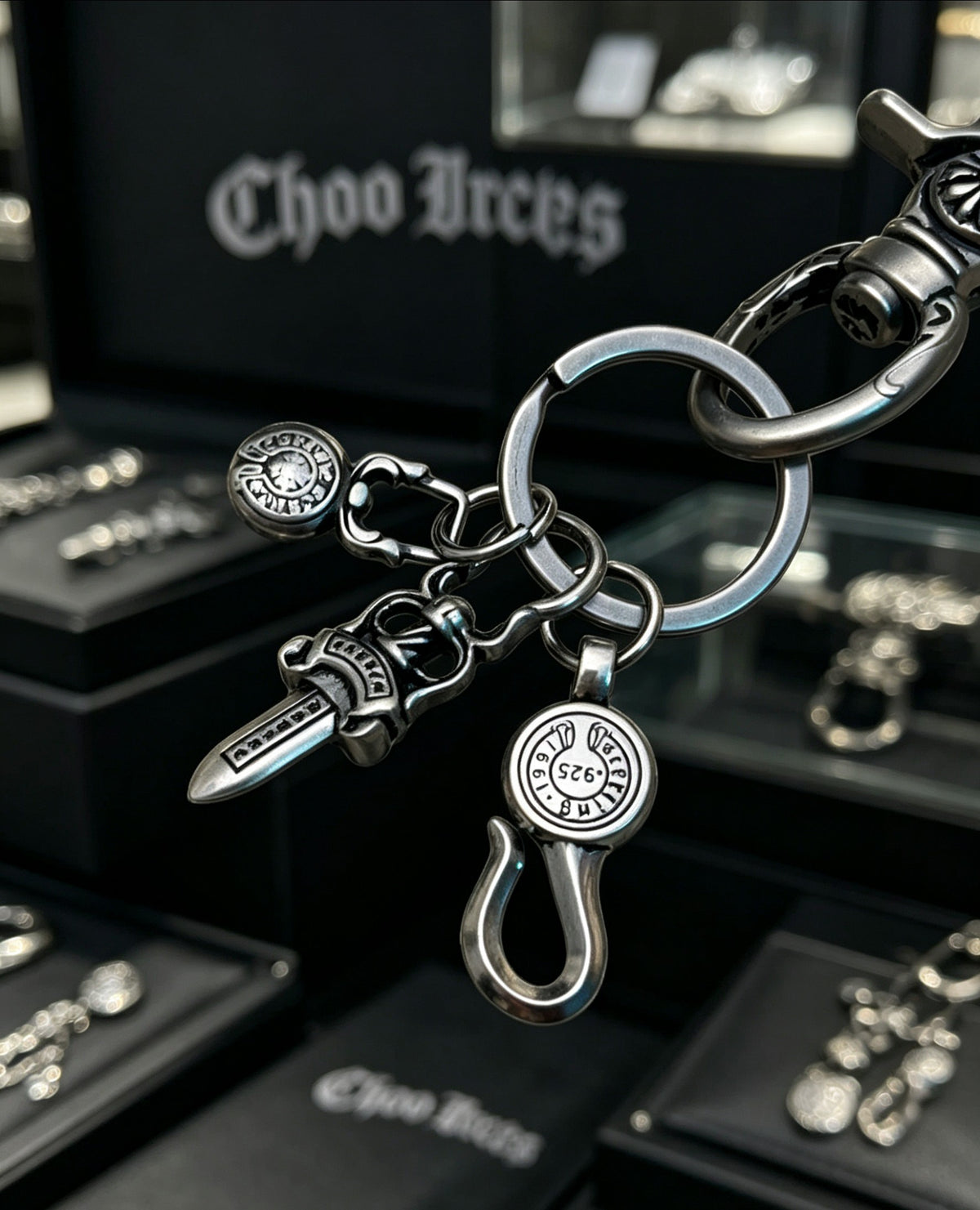 Dagger Multi-Use Chain Accessory – Dagger Detail – Design 08 close-up detail