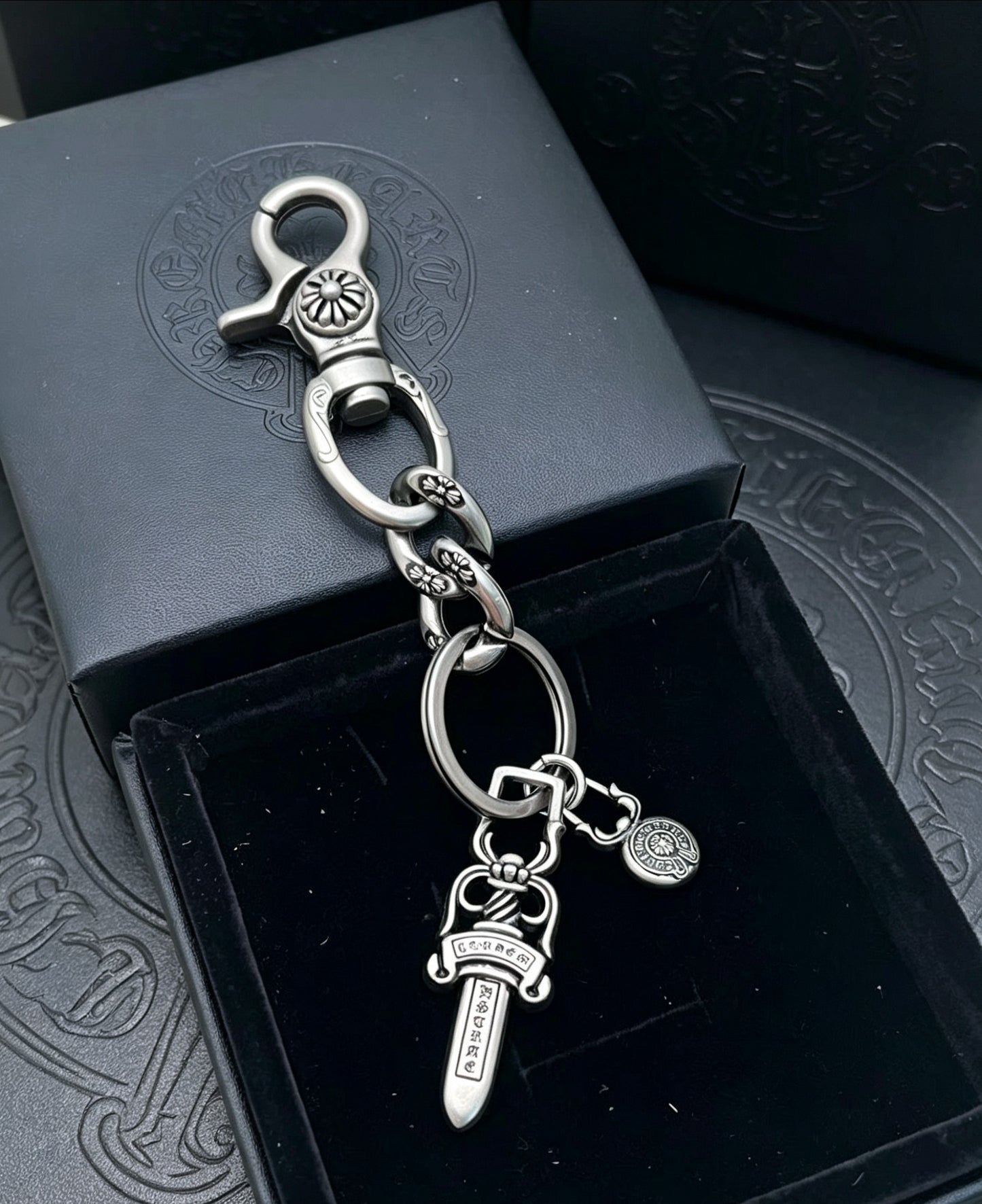 Dagger Multi-Use Chain Accessory – Dagger Detail – Design 02 front product view