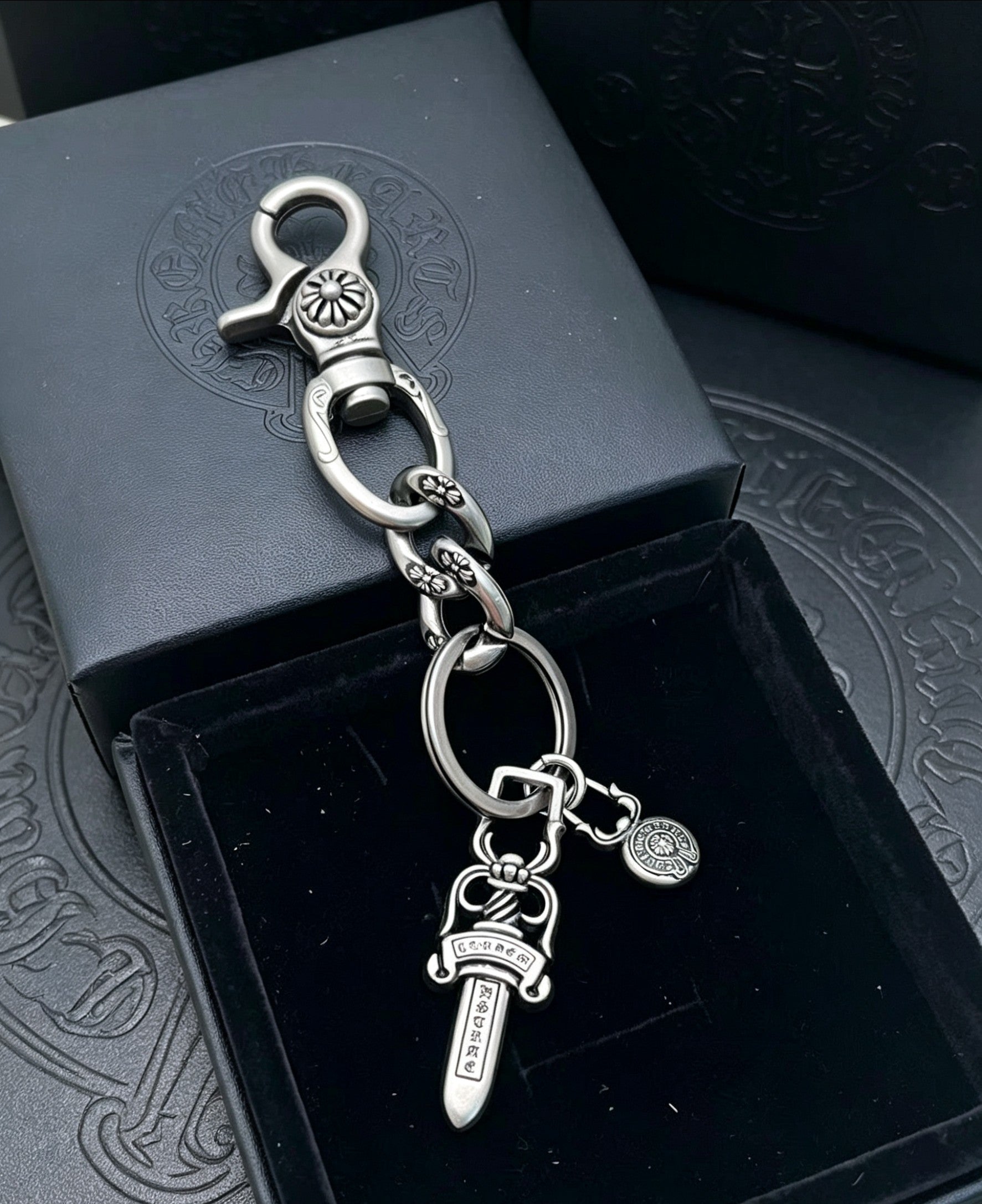 Dagger Multi-Use Chain Accessory – Dagger Detail – Design 02 front product view