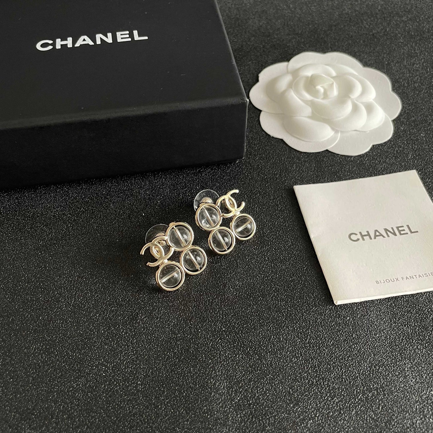 Double-C Emblem Stud Earrings in Polished Metal-Tone – Design 373 styled product view