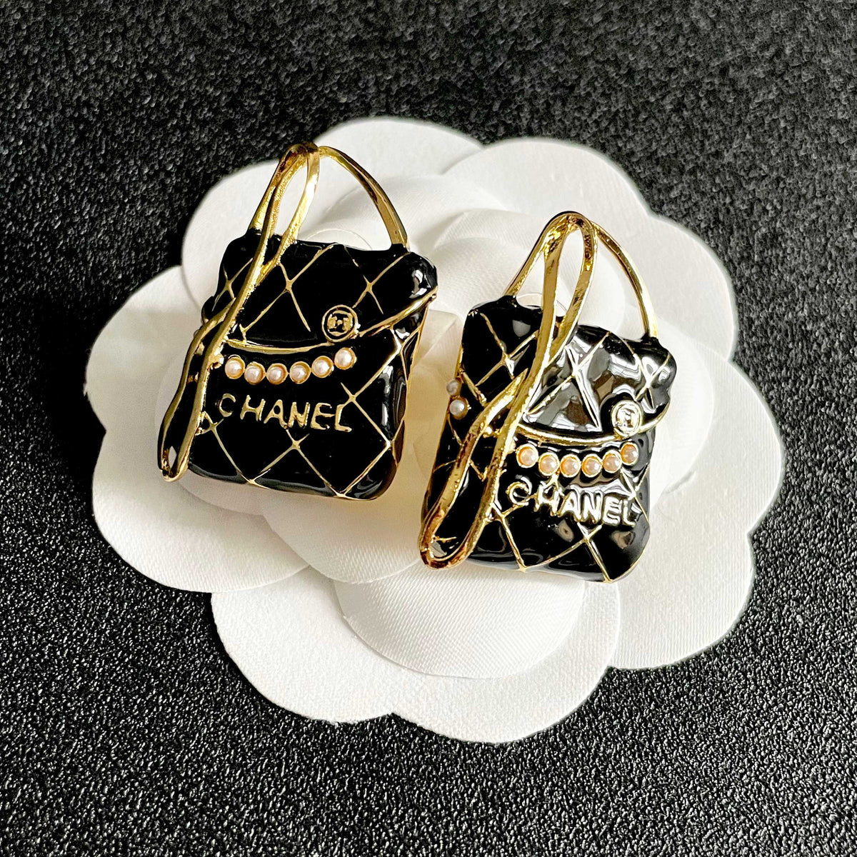 Double-C Emblem Stud Earrings in Polished Metal-Tone – Design 372 front product view
