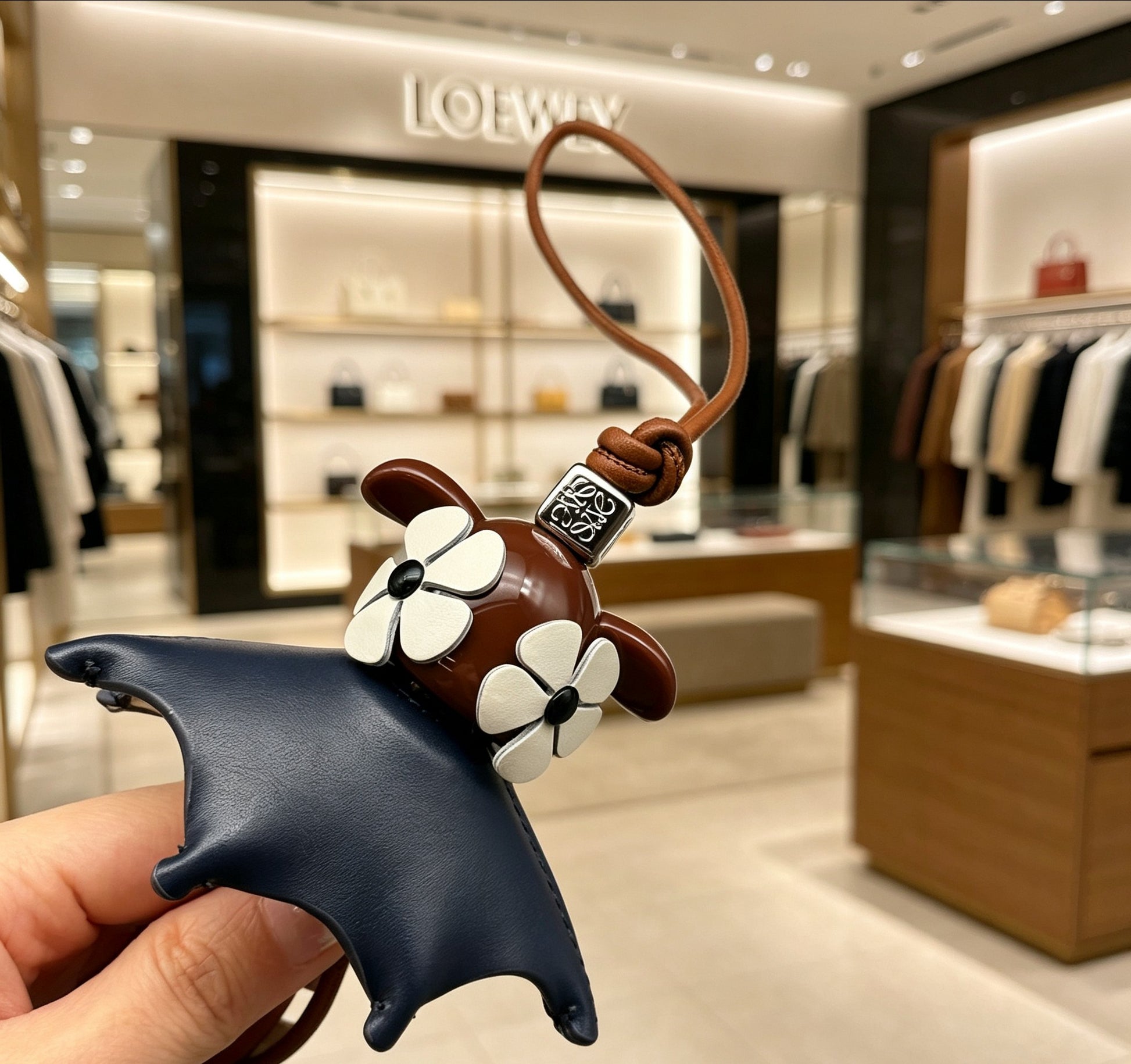 Floral Motif Bag Charm in Polished Metal-Tone with Leather Detail – Design 03 side detail