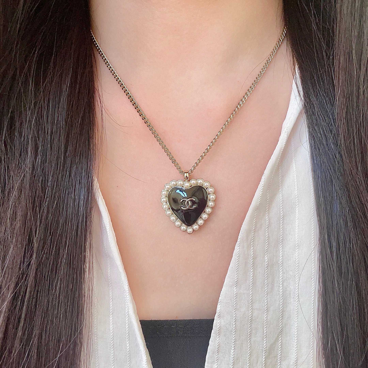 Double-C Emblem Pearl-Detail Pendant Necklace – Pearl Detail – Design 024 detail view