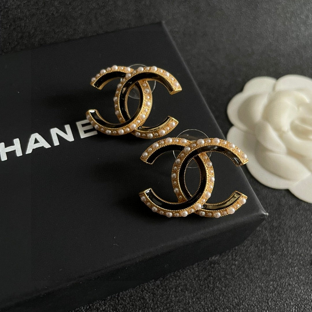Double-C Emblem Pearl-Detail Stud Earrings – Pearl Detail – Design 003 detail view