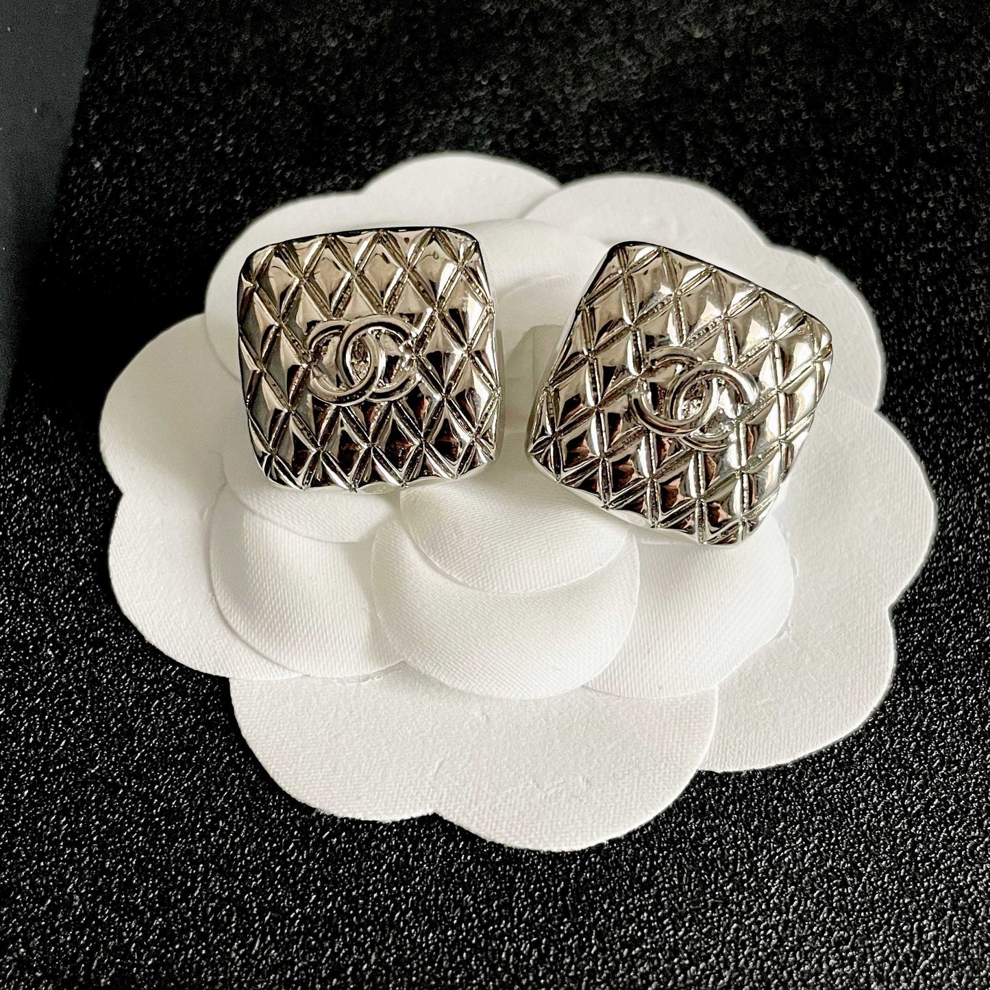 Double-C Emblem Stud Earrings in Polished Metal-Tone – Design 077 front product view