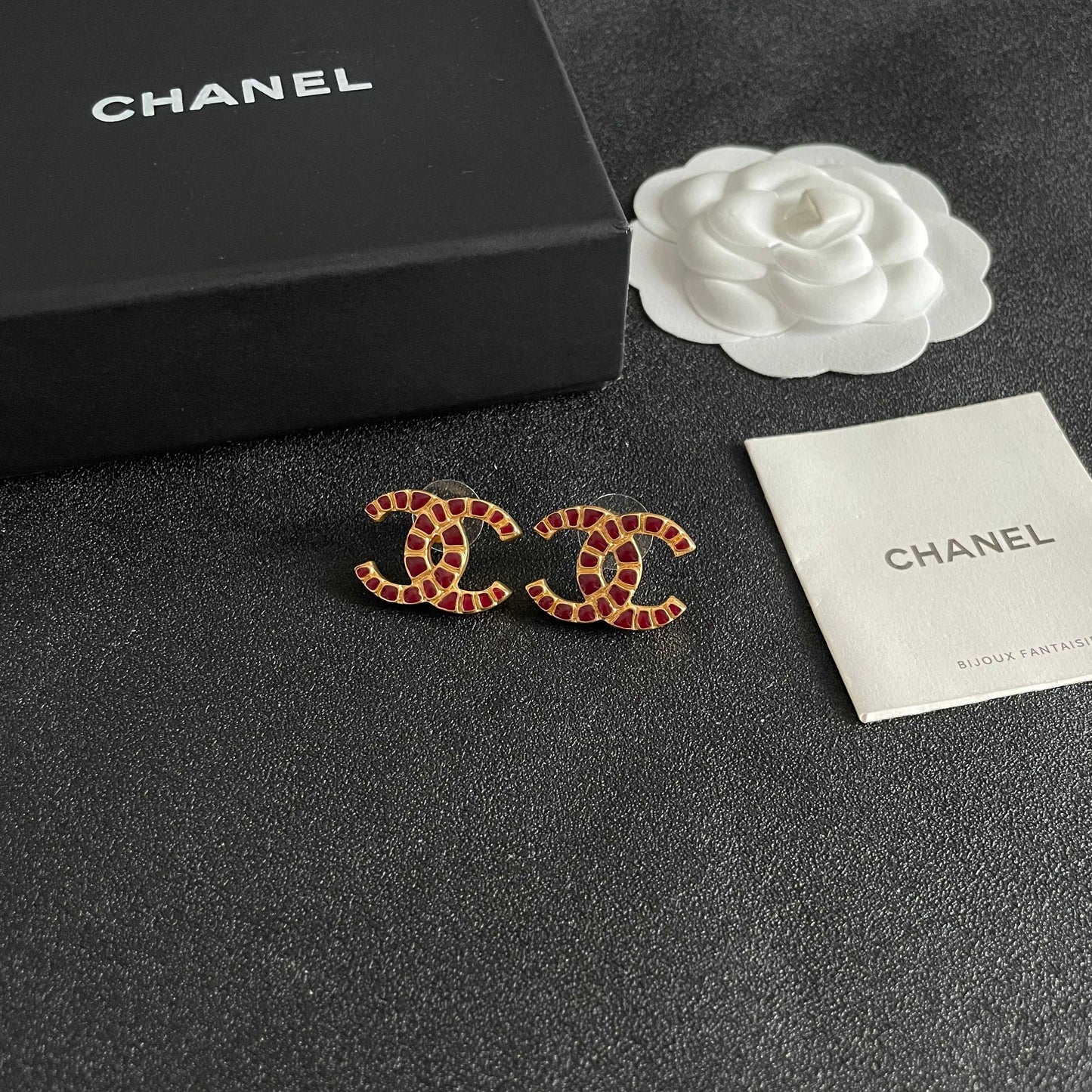 Double-C Emblem Stud Earrings in Polished Metal-Tone – Design 074 styled product view