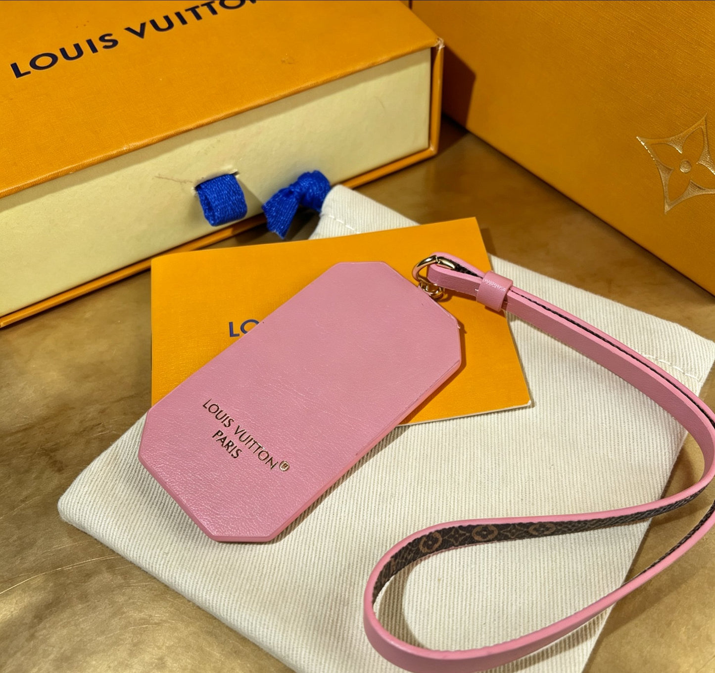Geometric Emblem Fashion Accessory – Pink Detail styled product view