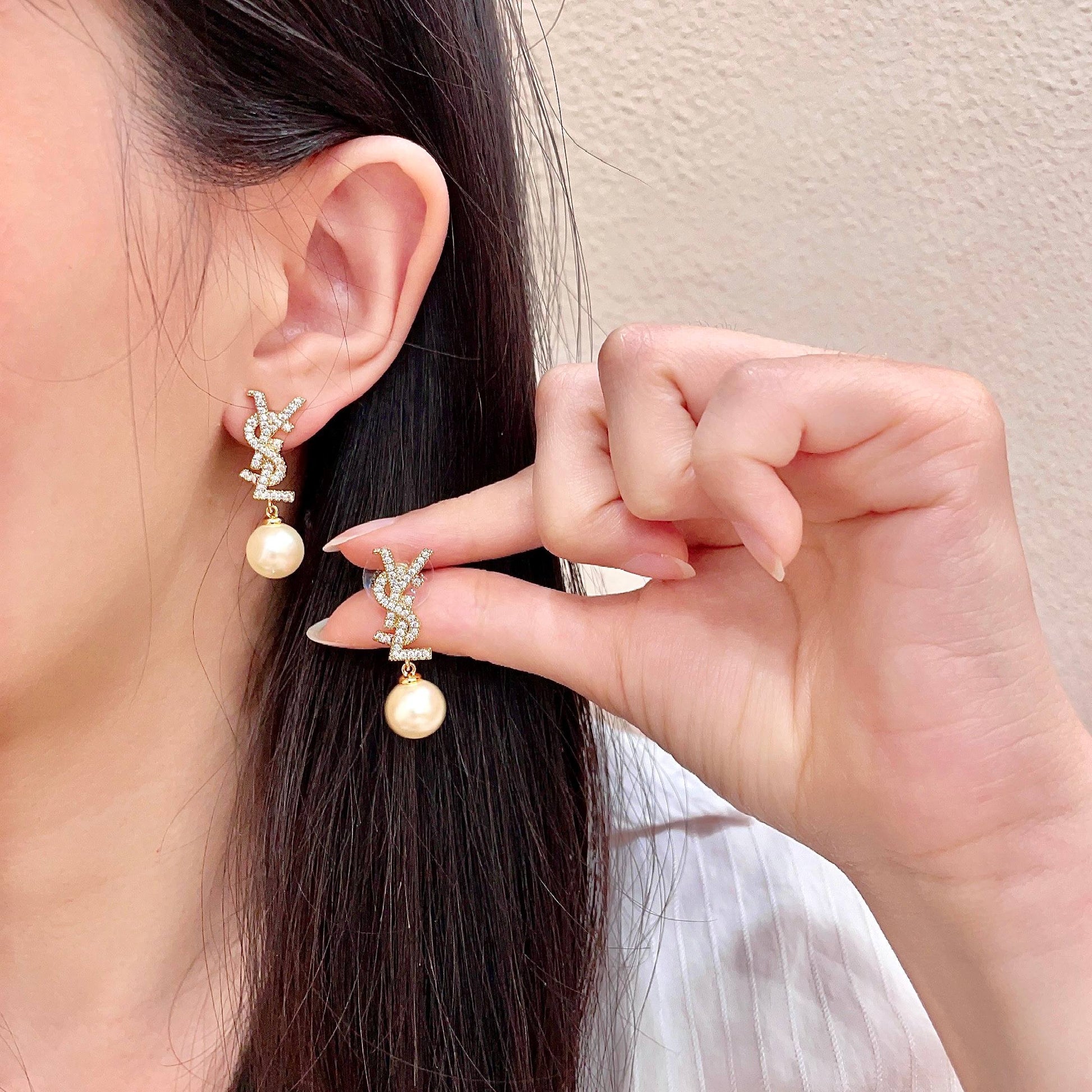 Geometric Emblem Stud Earrings in Silver-Tone – Vintage Detail – Design 011 main product view
