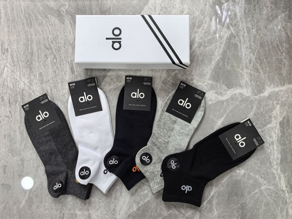 Alo Cotton Visible Branded Cuff Or Emblem Details No-Show Socks - 5-Pair Set
