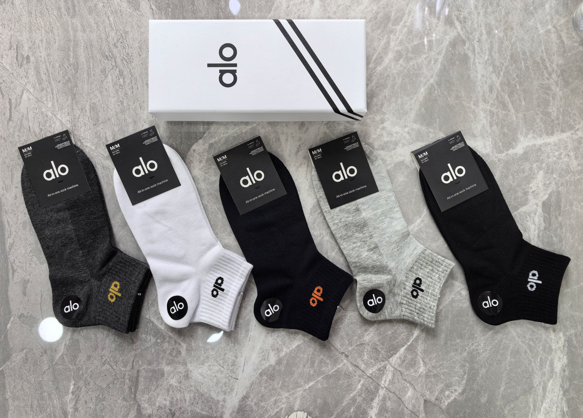 Alo Cotton Visible Branded Cuff Or Emblem Details No-Show Socks - 5-Pair Set