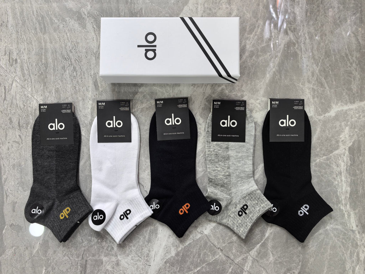 Alo Cotton Visible Branded Cuff Or Emblem Details No-Show Socks - 5-Pair Set