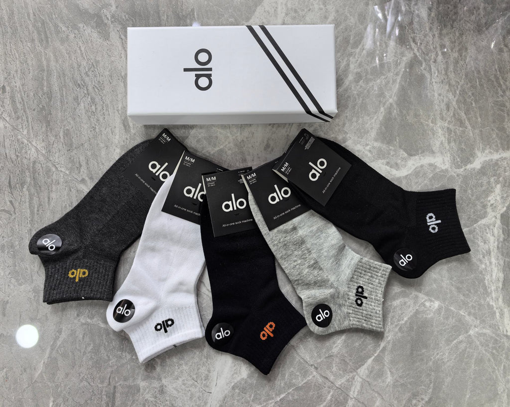 Alo Cotton Visible Branded Cuff Or Emblem Details No-Show Socks - 5-Pair Set