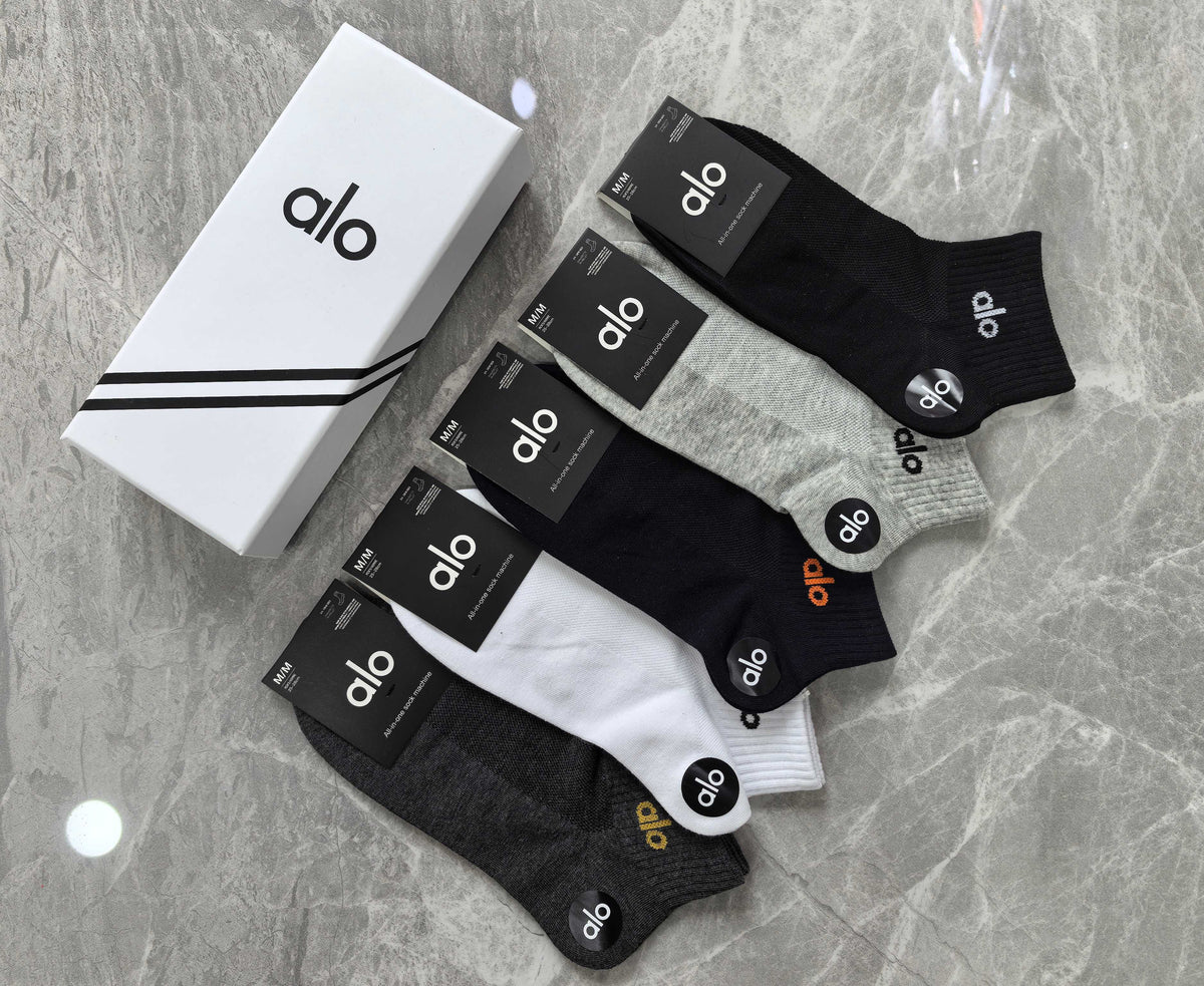 Alo Cotton Visible Branded Cuff Or Emblem Details No-Show Socks - 5-Pair Set