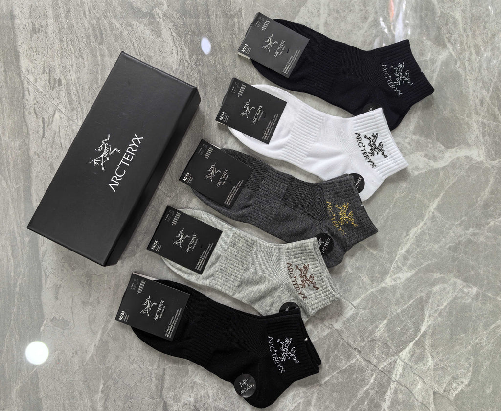 Arc'teryx Cotton Visible Colour, Cuff And Emblem Details No-Show Socks - 5-Pair Set