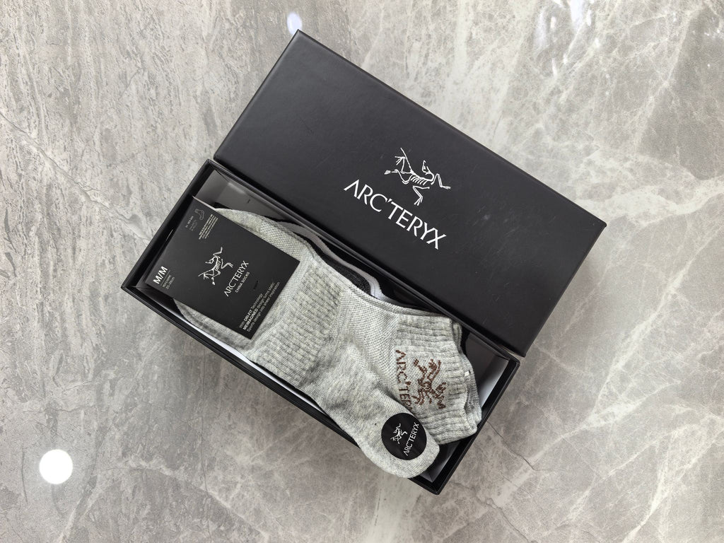 Arc'teryx Cotton Visible Colour, Cuff And Emblem Details No-Show Socks - 5-Pair Set
