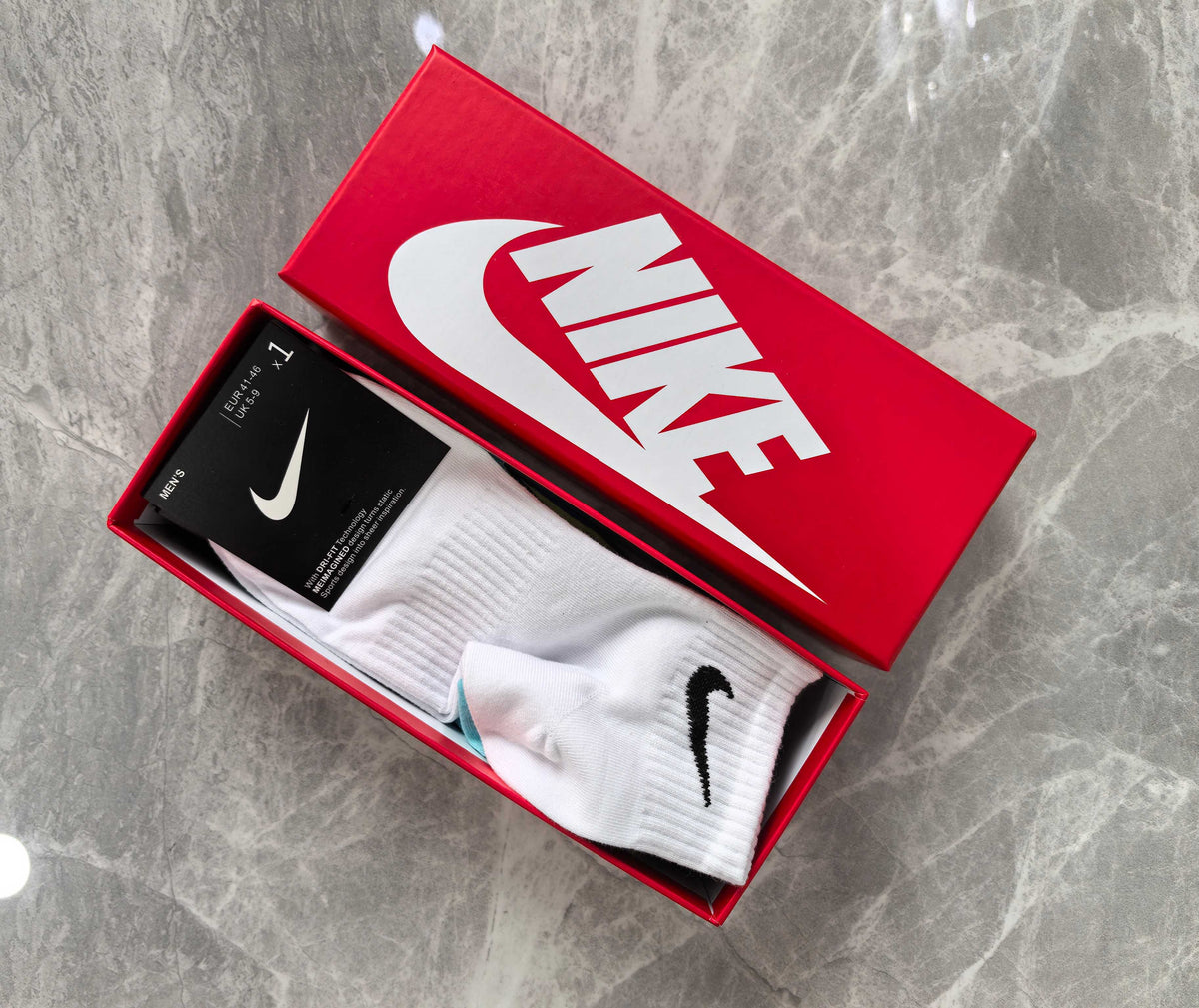 Nike Cotton Visible Colour, Cuff And Emblem Details No-Show Socks - 5-Pair Set