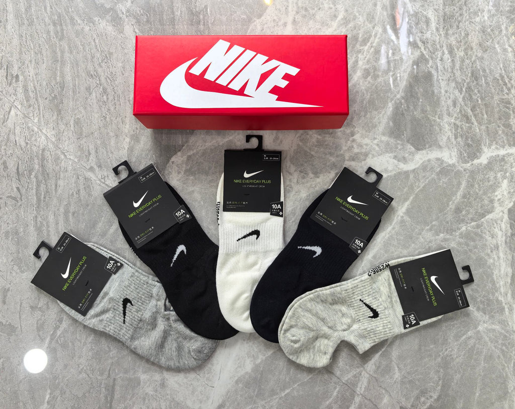 Nike Cotton Visible Colour, Cuff And Emblem Details No-Show Socks - 5-Pair Set