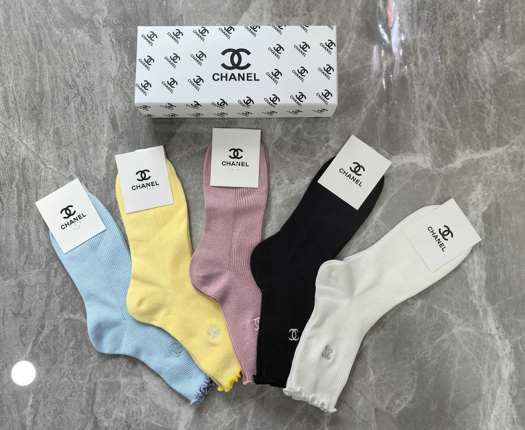 Chanel Cotton Visible Colour, Cuff And Emblem Details Crew Socks - 5-Pair Set