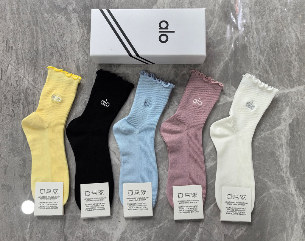 Alo Cotton Visible Colour, Cuff And Emblem Details Crew Socks - 5-Pair Set