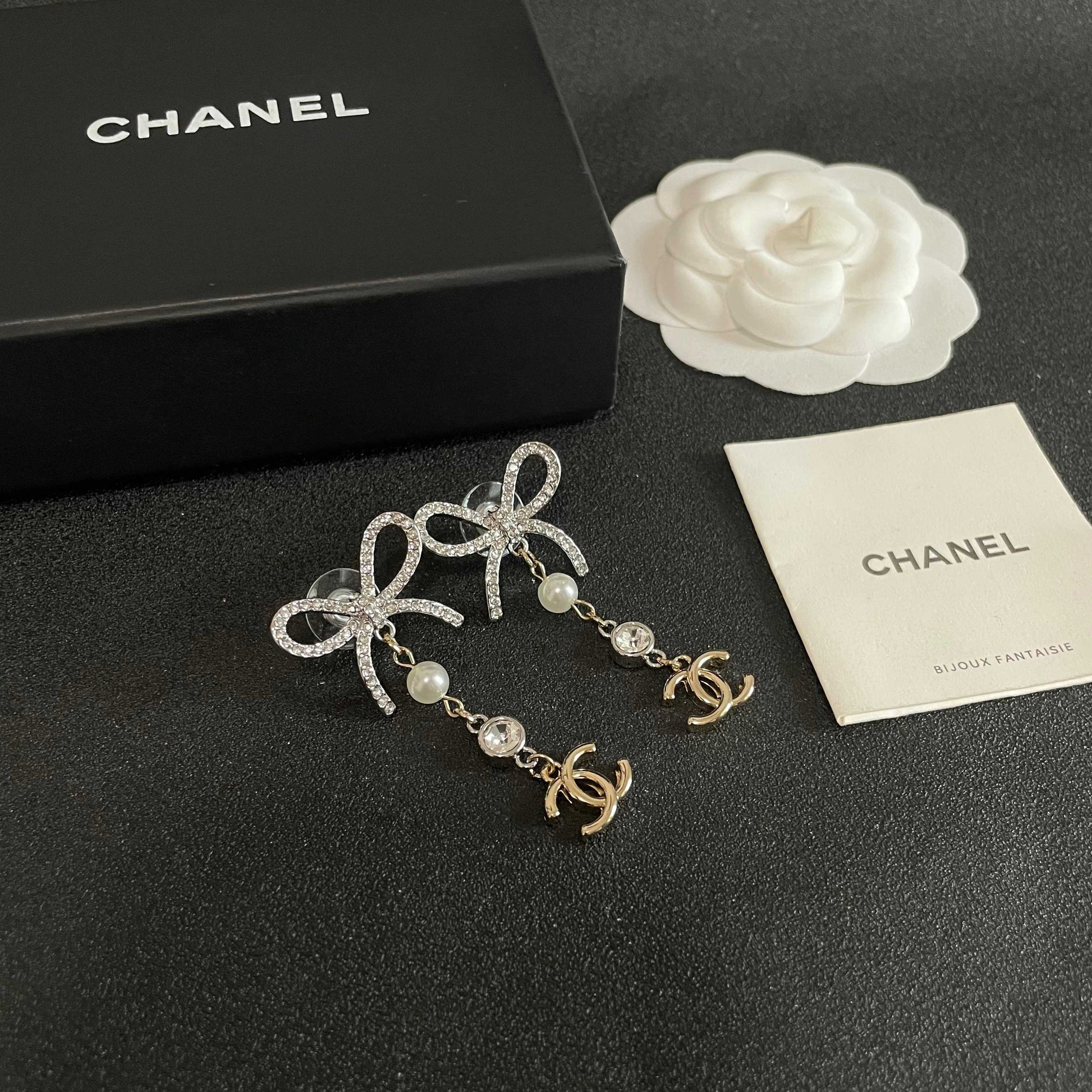 Double-C Emblem Stud Earrings in Polished Metal-Tone – Design 451 styled product view