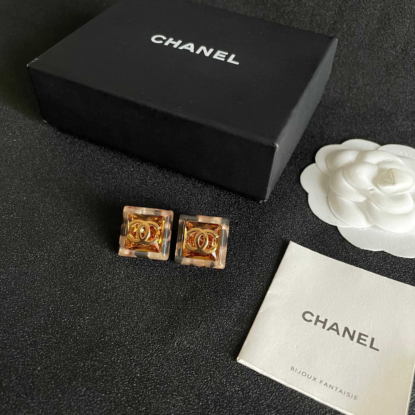 Double-C Emblem Stud Earrings in Polished Metal-Tone – Design 446 close-up detail
