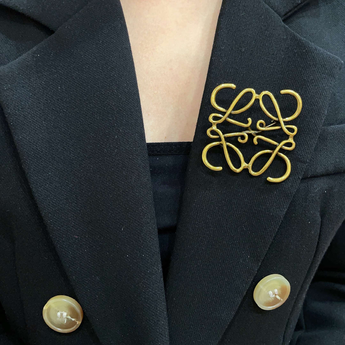Sculptural Brooch Pin in Polished Metal-Tone – Design 04 front view