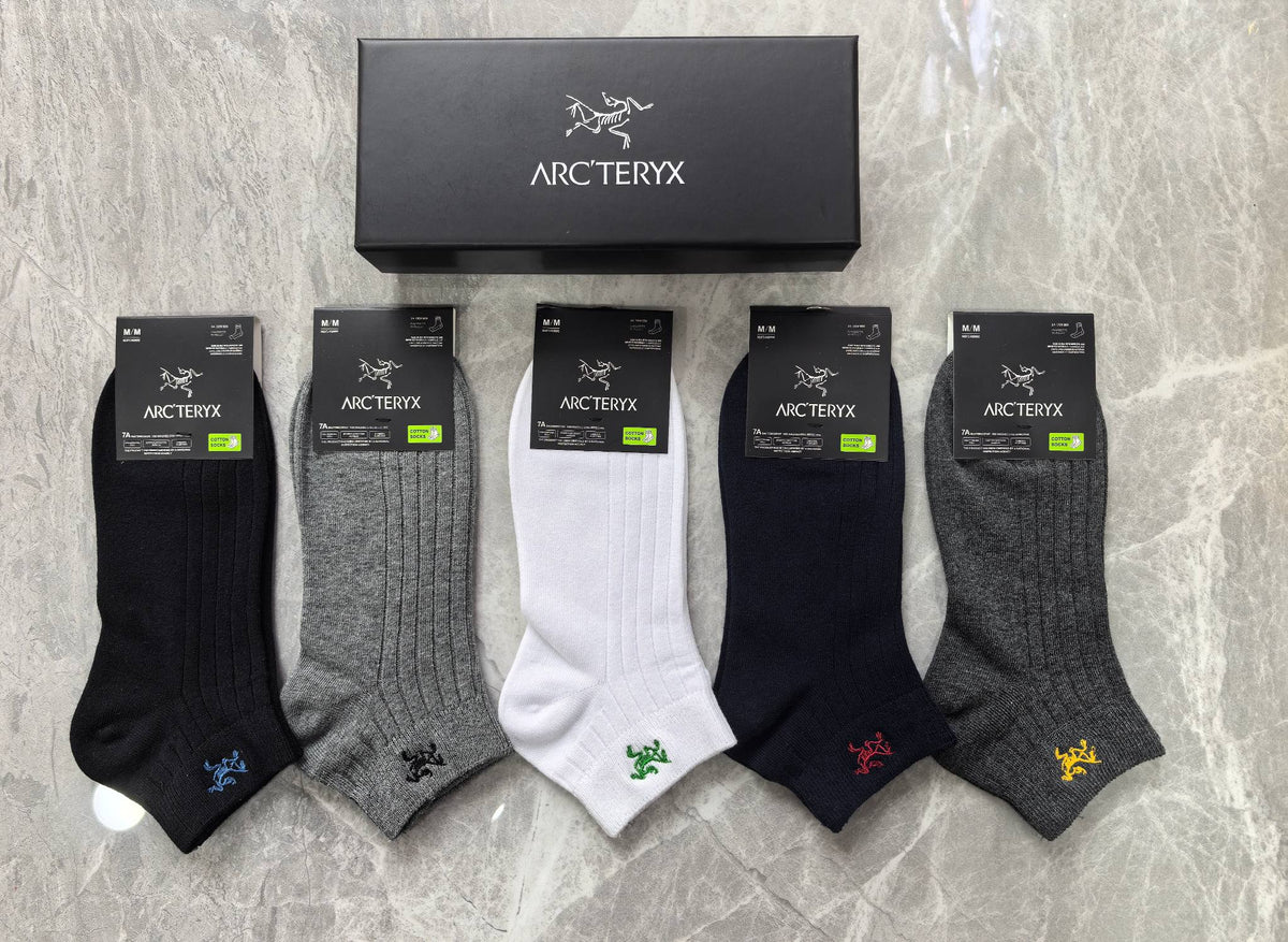 Arc'teryx Cotton Visible Branded Cuff Or Emblem Details No-Show Socks - 5-Pair Set