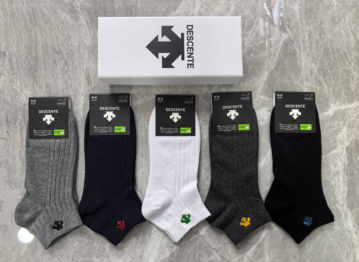 Descente Cotton Visible Branded Cuff Or Emblem Details No-Show Socks - 5-Pair Set