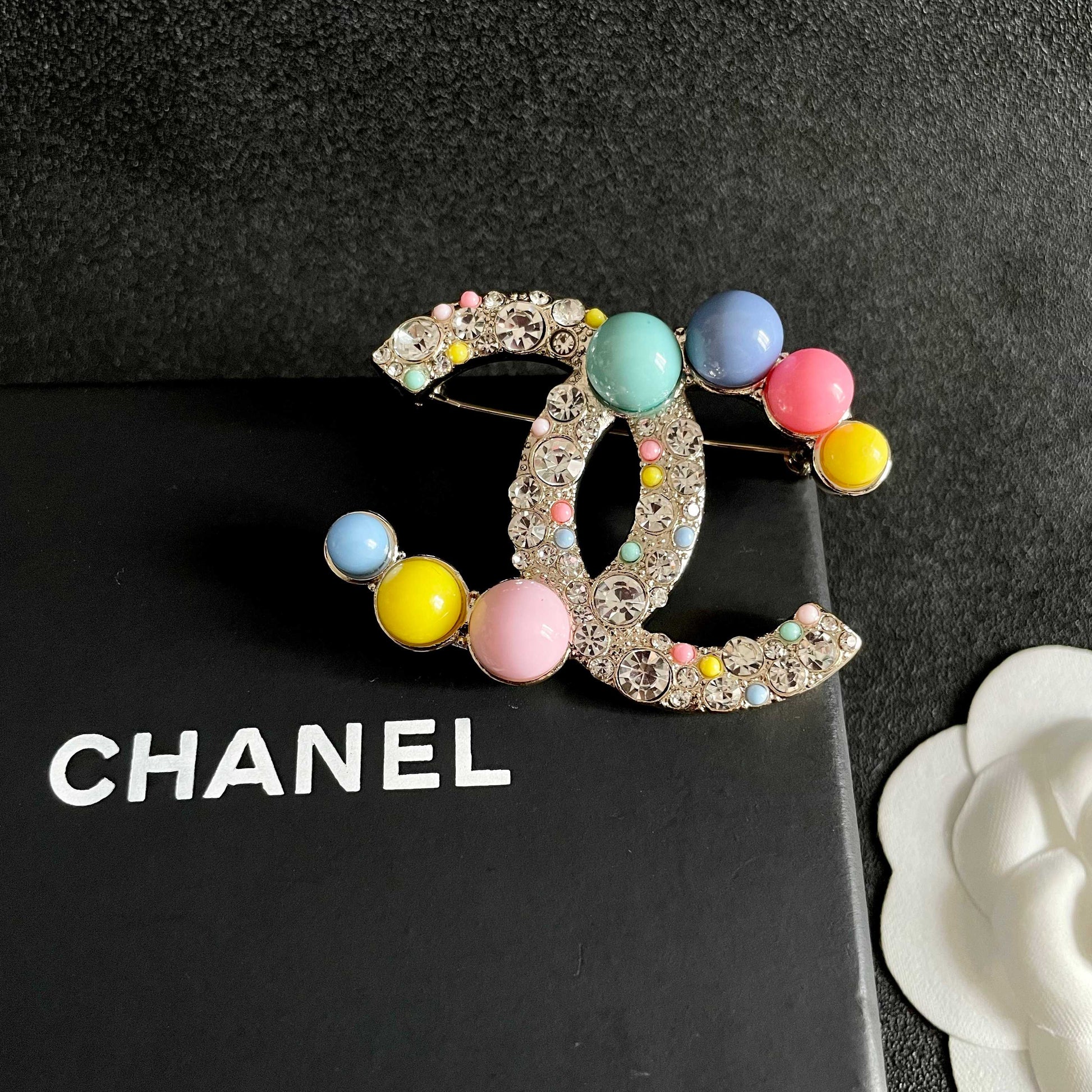 Signature Emblem Brooch in Polished Metal-Tone – Design 016 detail view