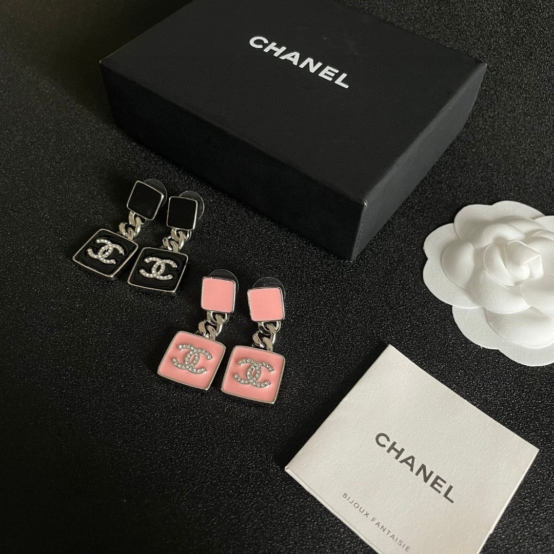 Double-C Emblem Statement Earrings in Polished Metal-Tone – Design 074 close-up detail