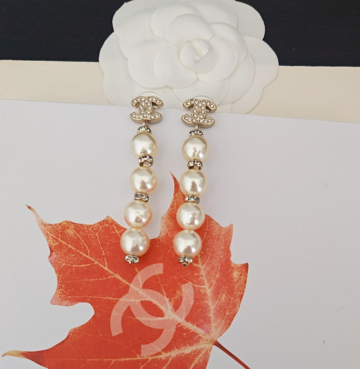 Pearl Pearl-Detail Statement Earrings – Pearl Detail – Design 007 close-up detail